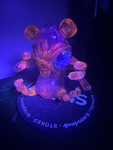 Preview pic of Casto Glass Rig UV/CFL
