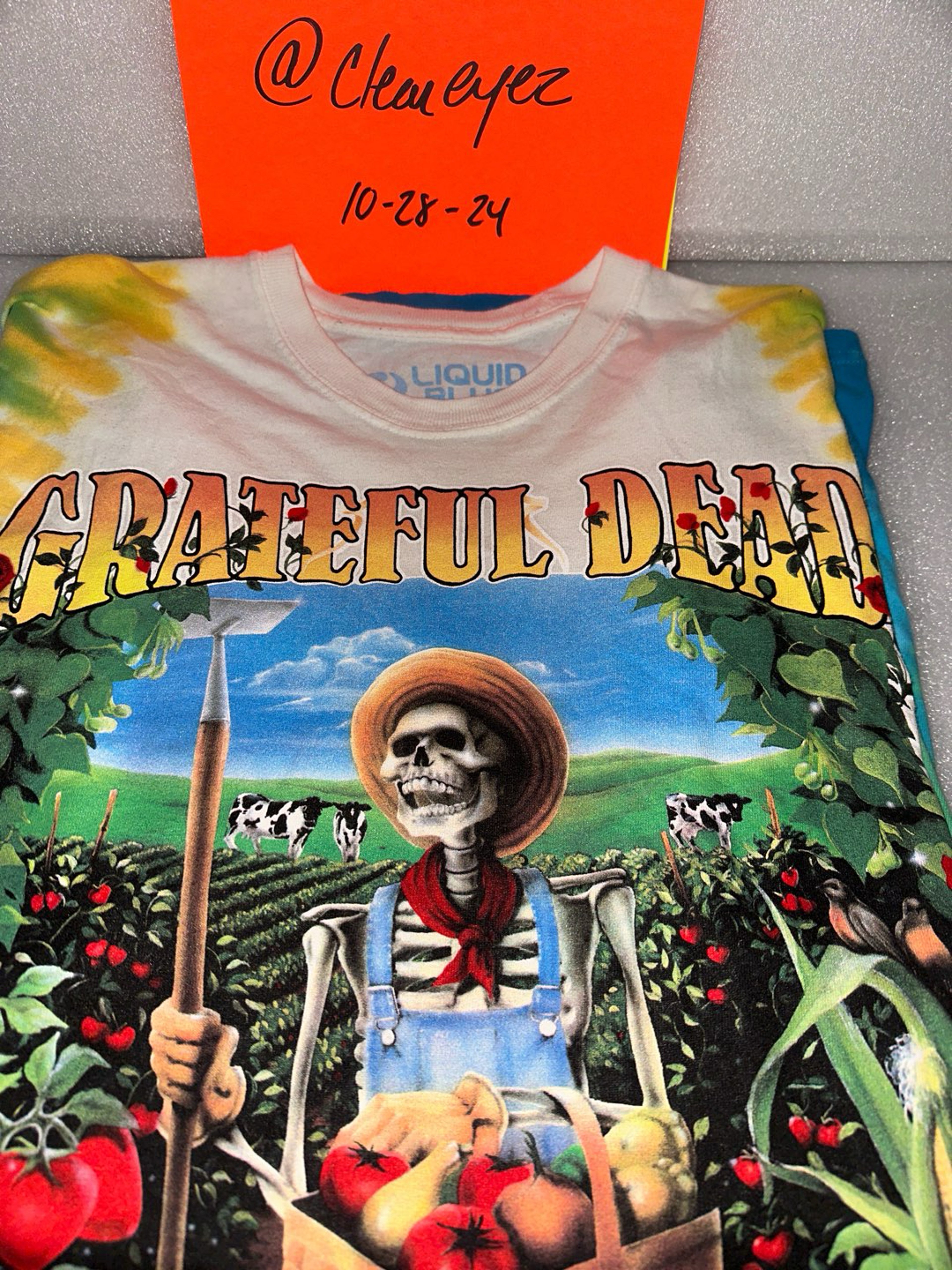 Preview pic of Vintage Grateful Dead Lot Tee