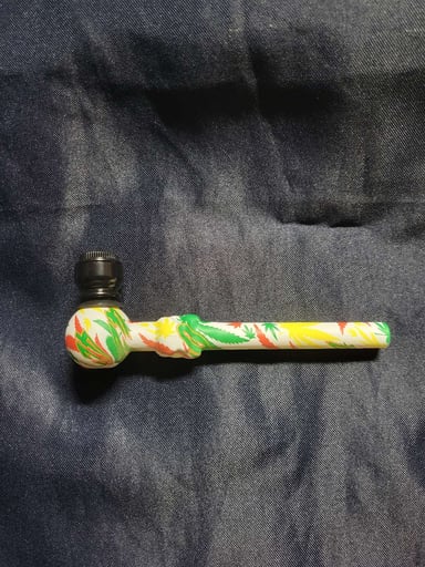 Preview pic of 420 Skull Pipe