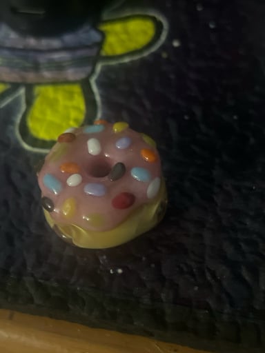 Preview pic of Donut pendant