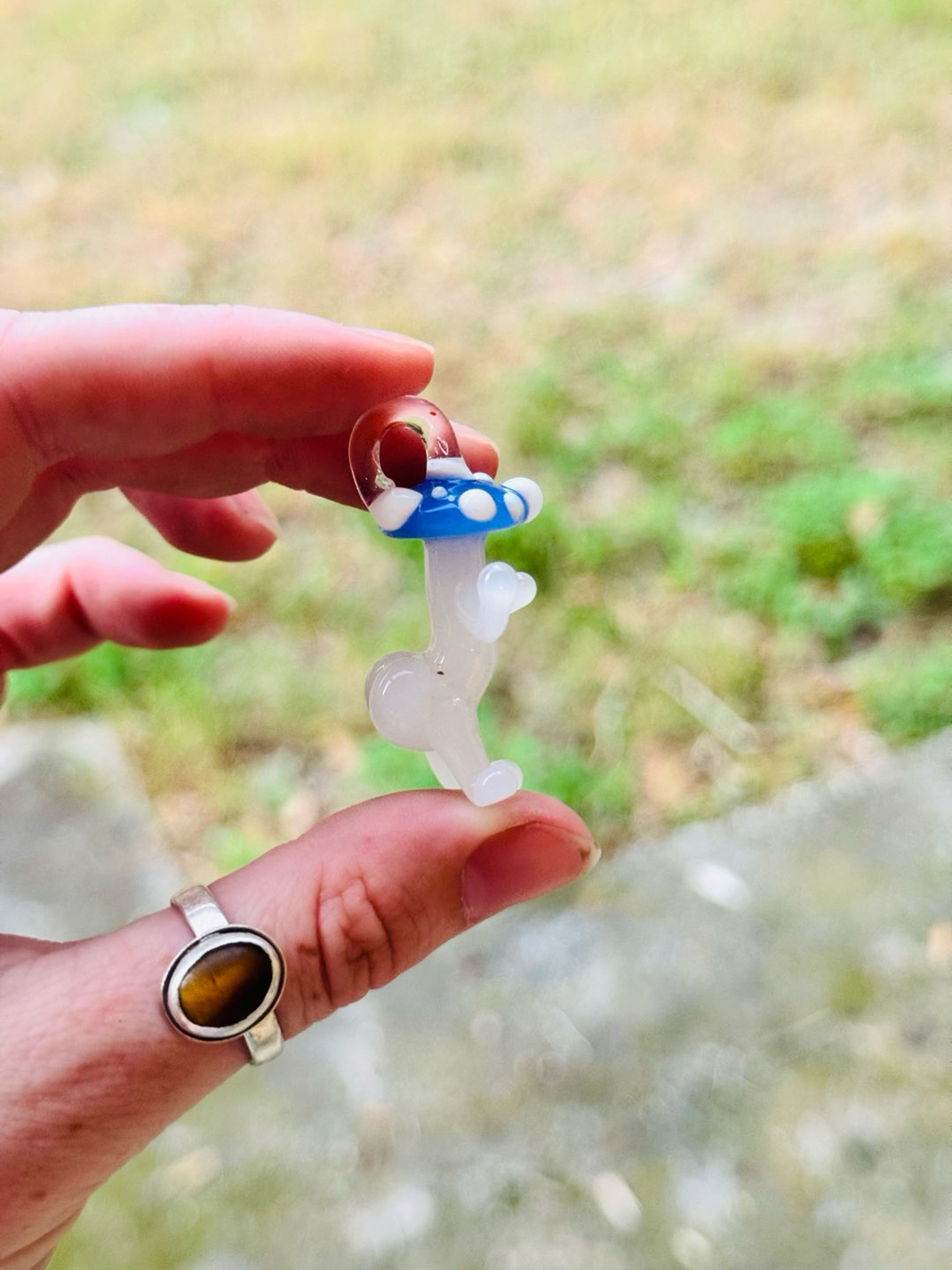 Preview pic of Dancing fungi pendant