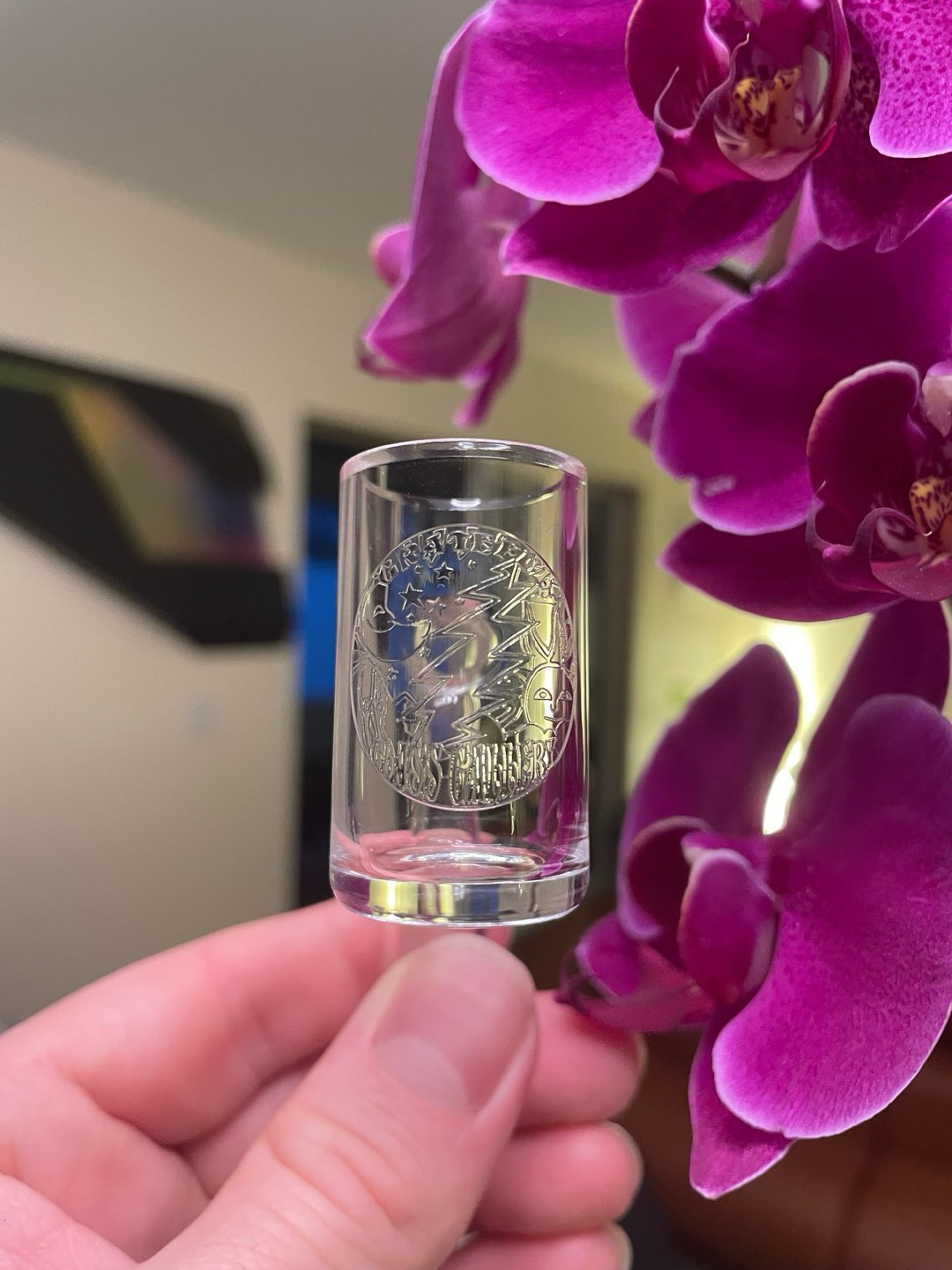 Preview pic of Evan Shore x Grateful Glass Gallery 14mm 90* banger