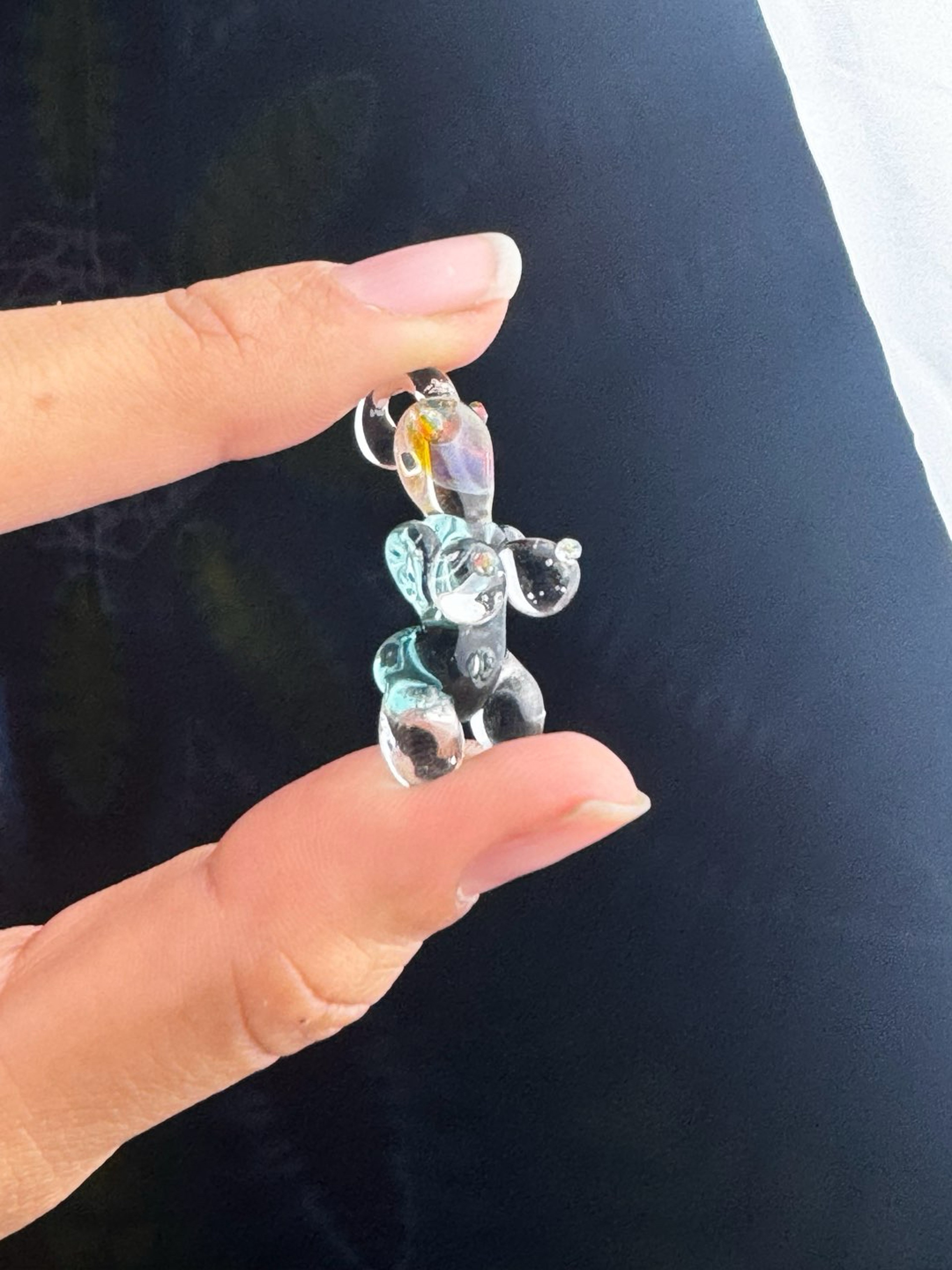 Preview pic of Busty babe pendant