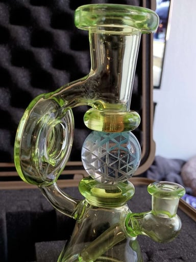 Preview pic of Dreamlab Glass Rig