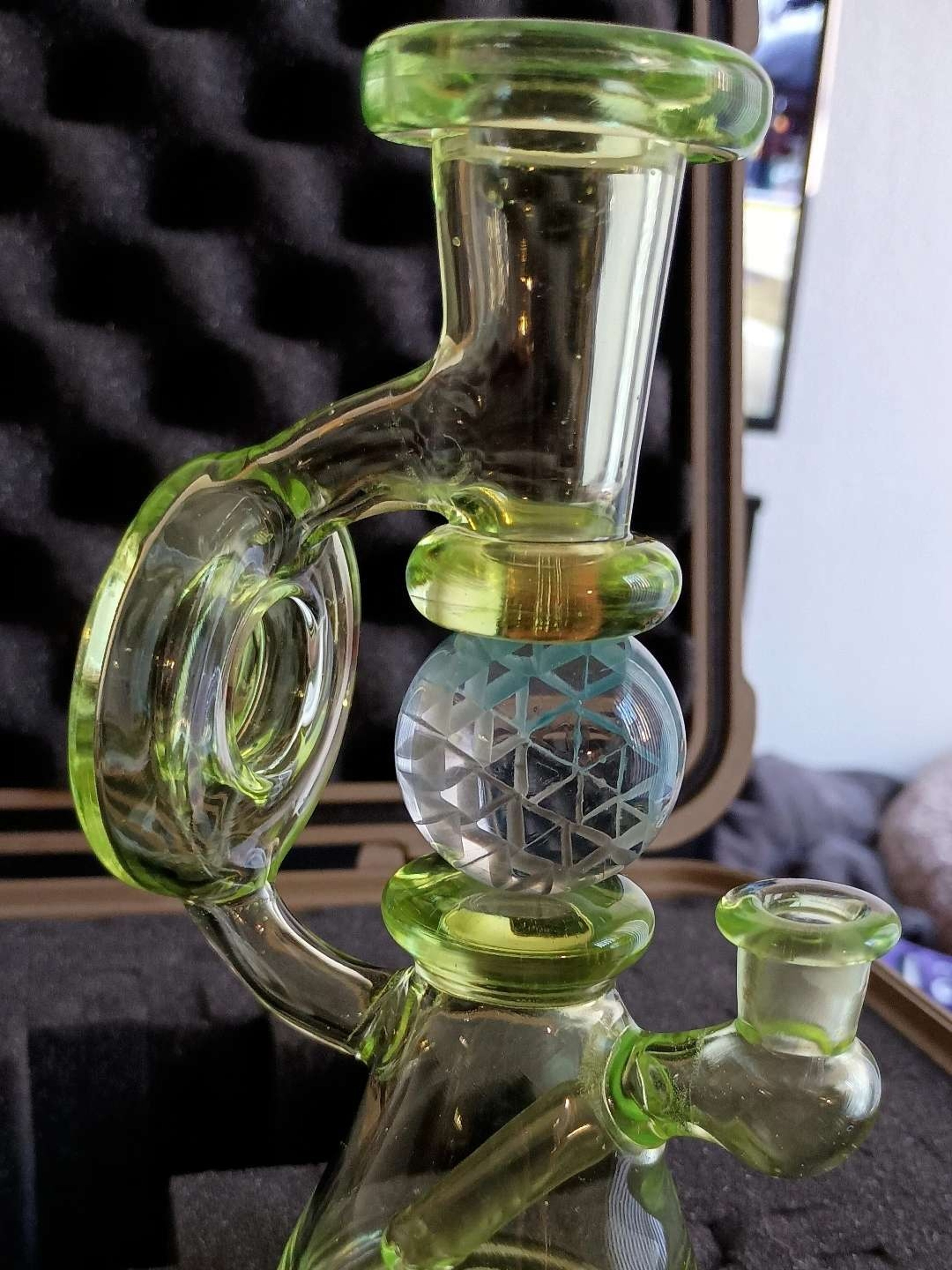 Preview pic of Dreamlab Glass Rig