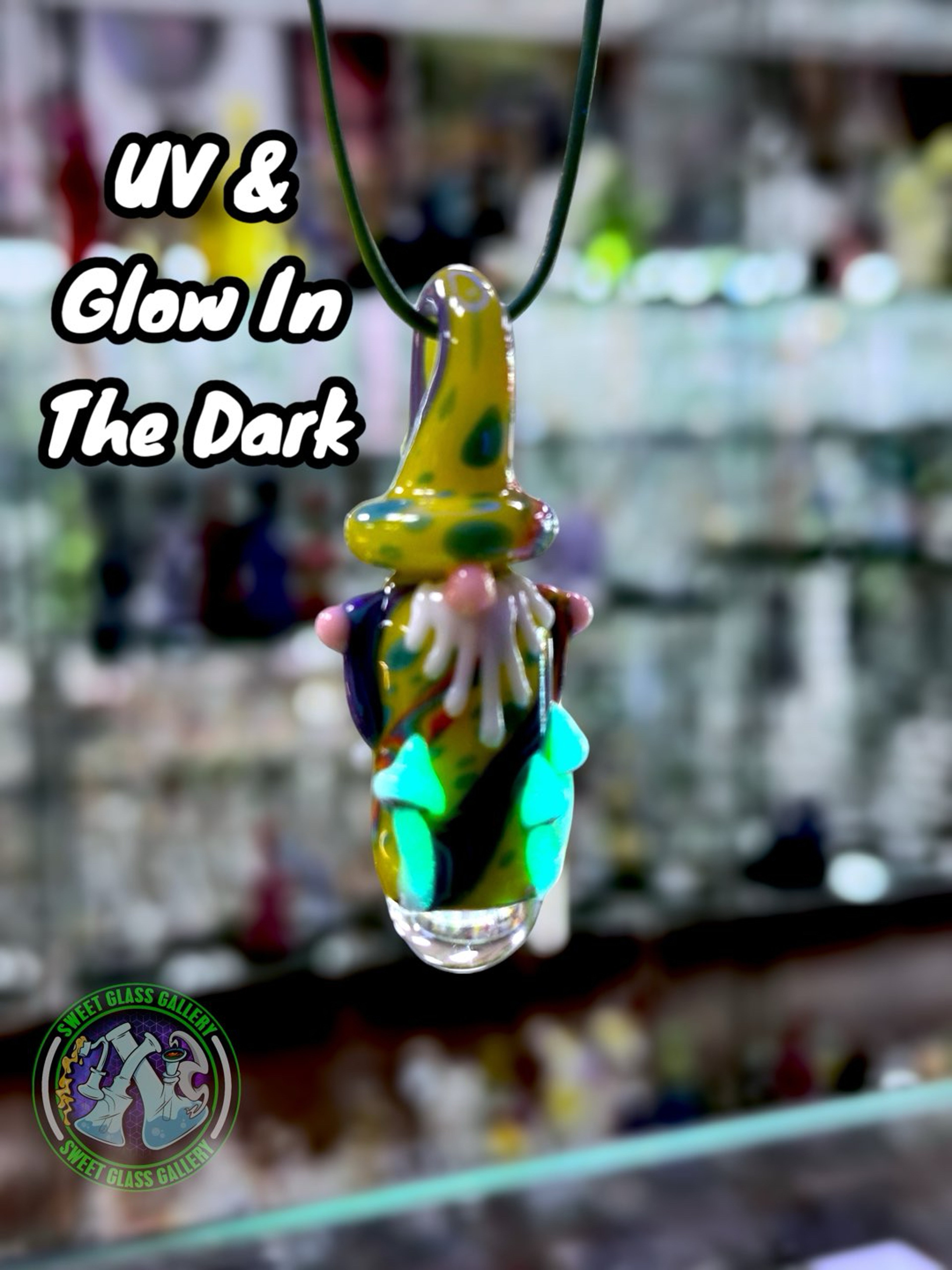 Preview pic of Boscoe - Wizard Pendant #1