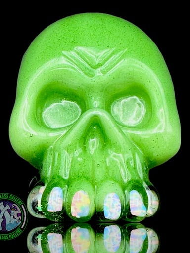 Preview pic of Carsten Glass - Skull Pendant