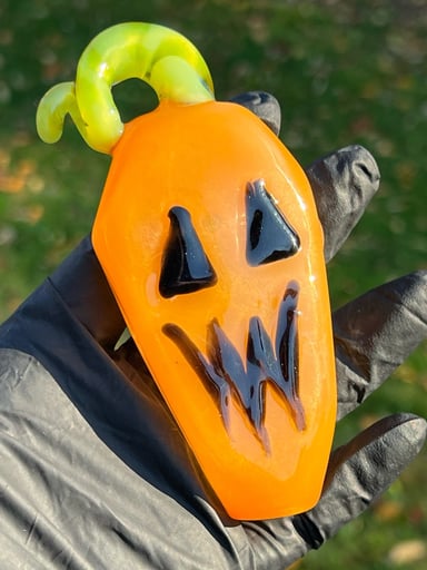 Preview pic of Glass by Ariel Jack O Coffin