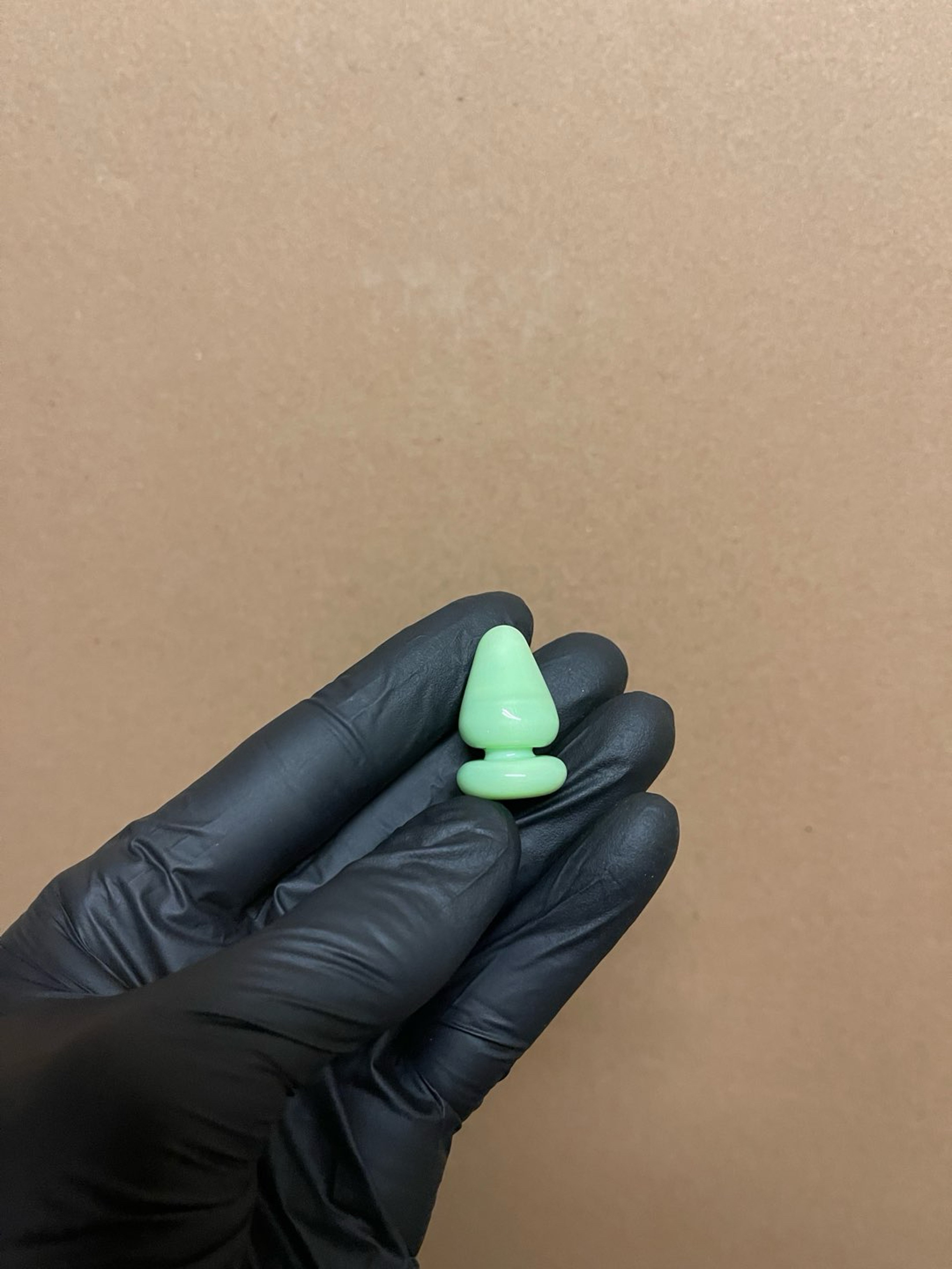 Plug cap image 0