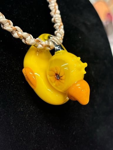 Preview pic of Sunflower Bird Pendant