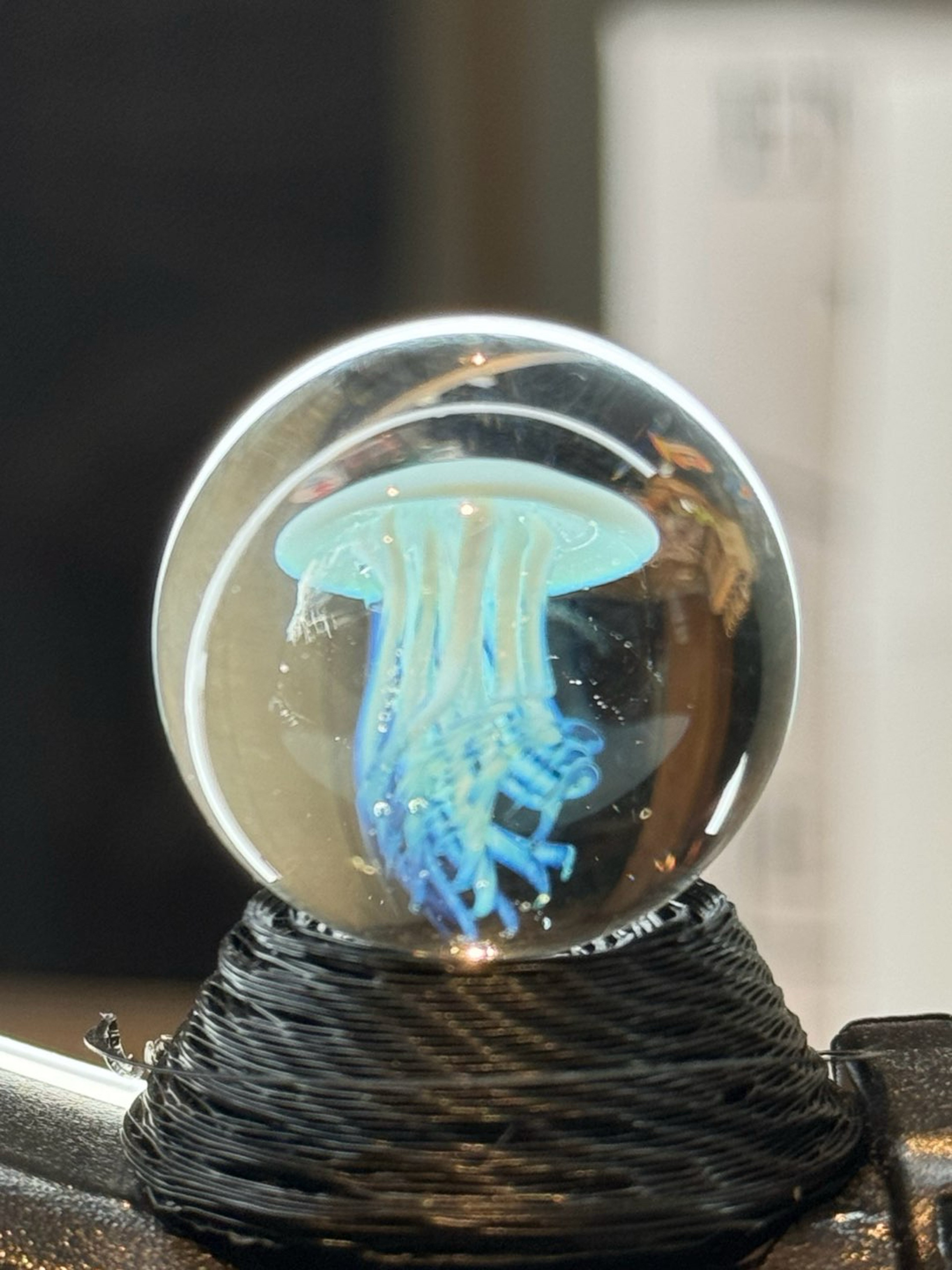 Preview pic of Foster glass jellyfish marble