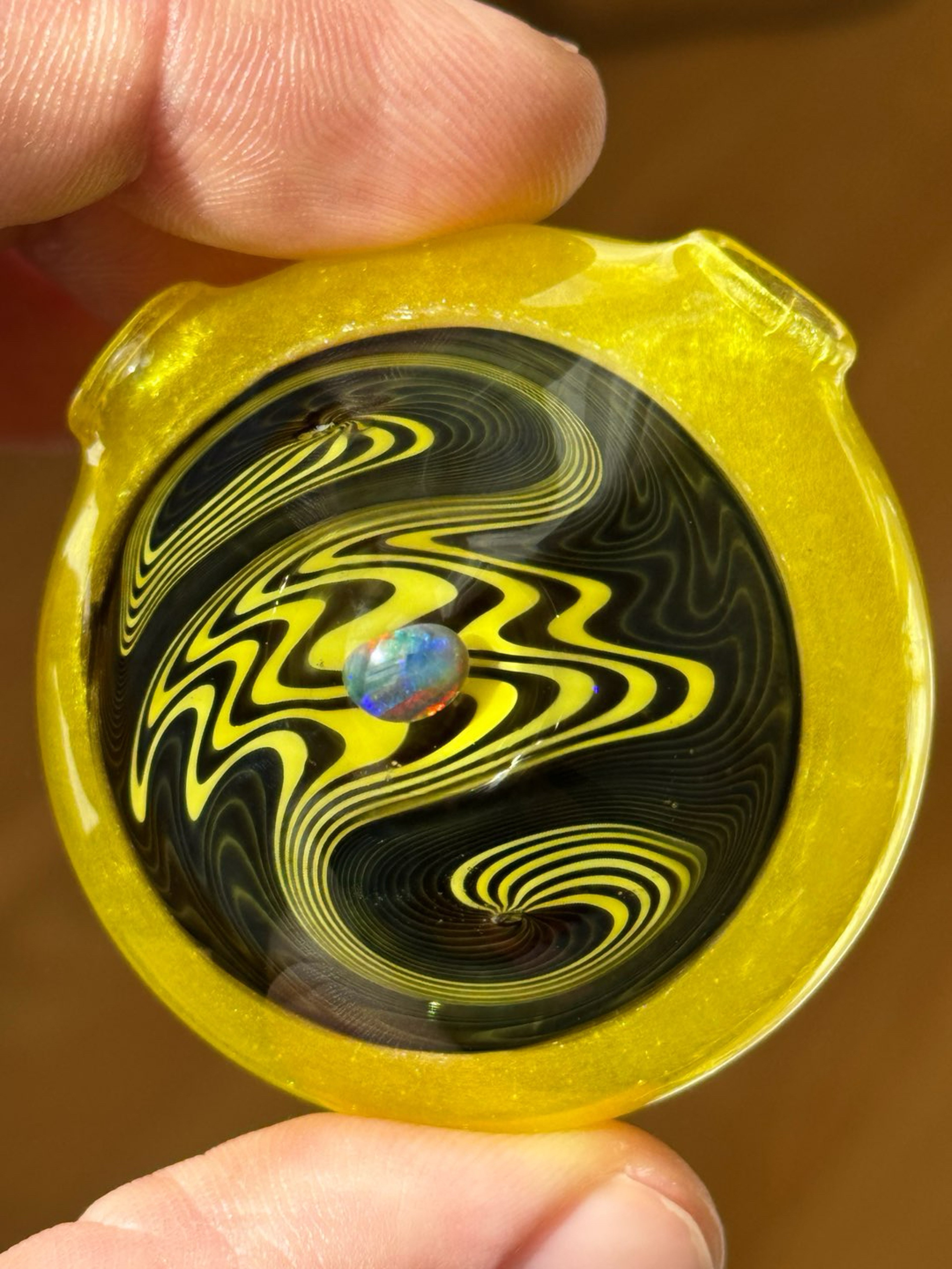 Preview pic of Wig wag pendant