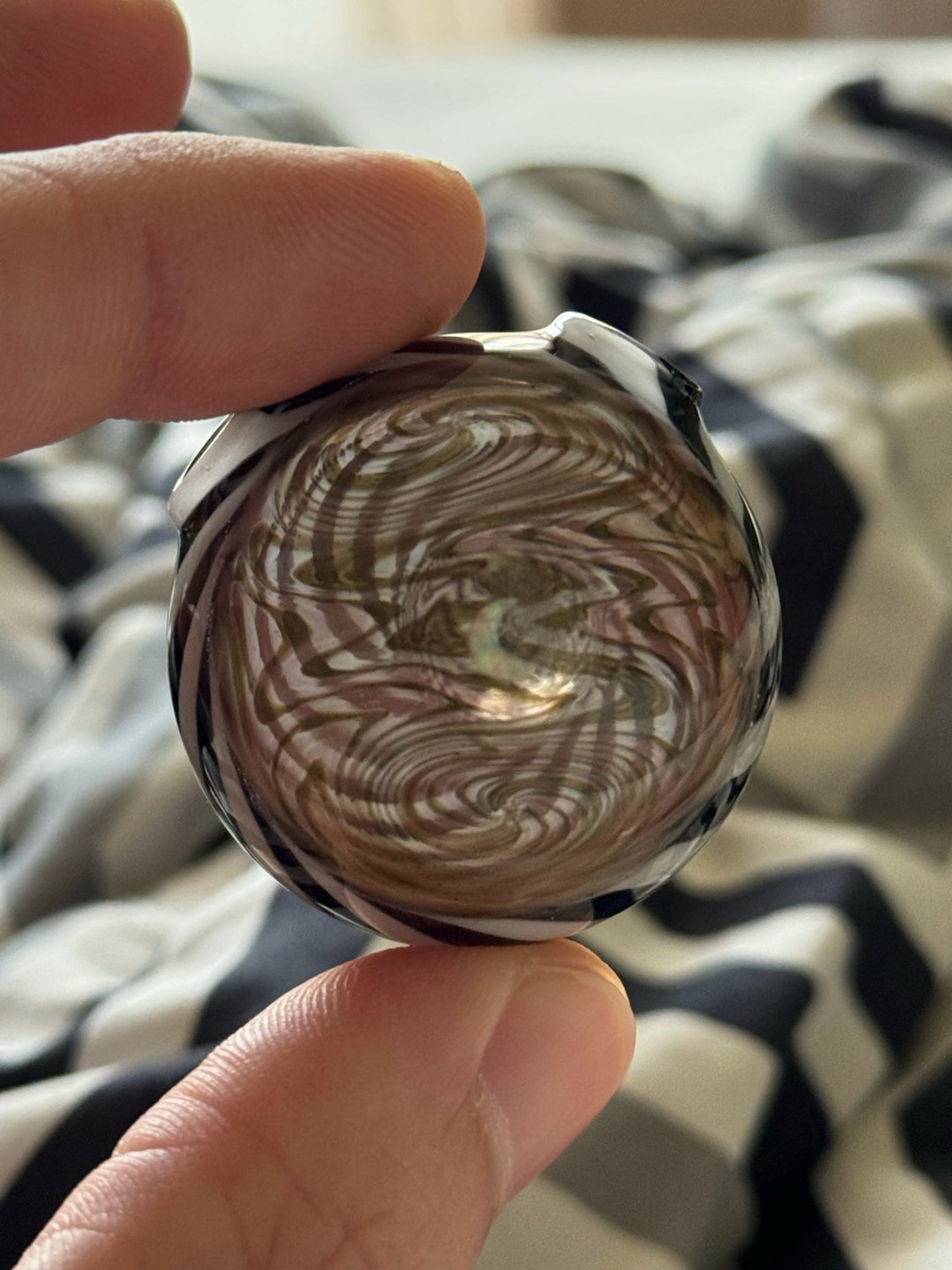Preview pic of Wig wag/spiral pendant