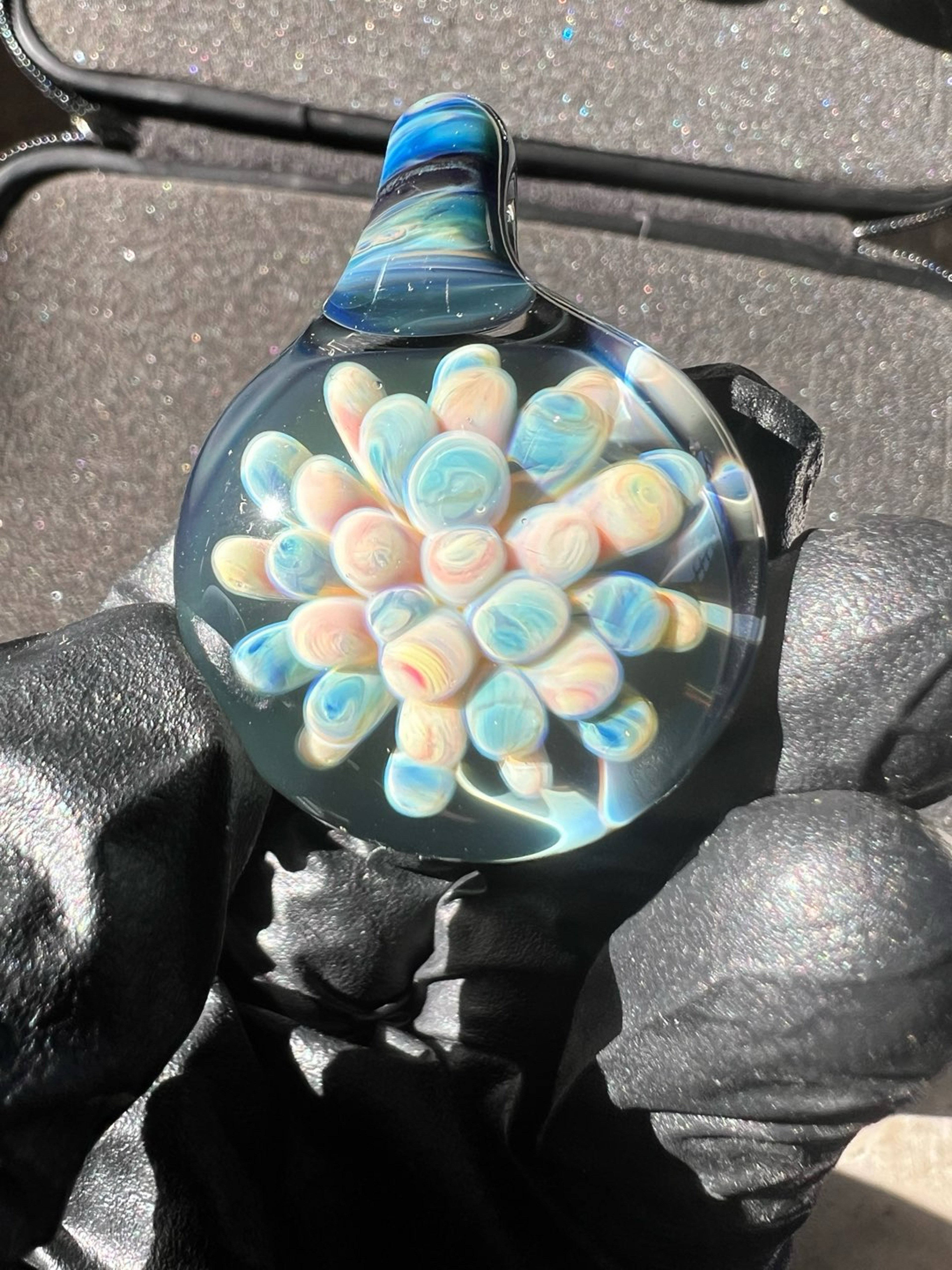 Preview pic of Implosion pendant