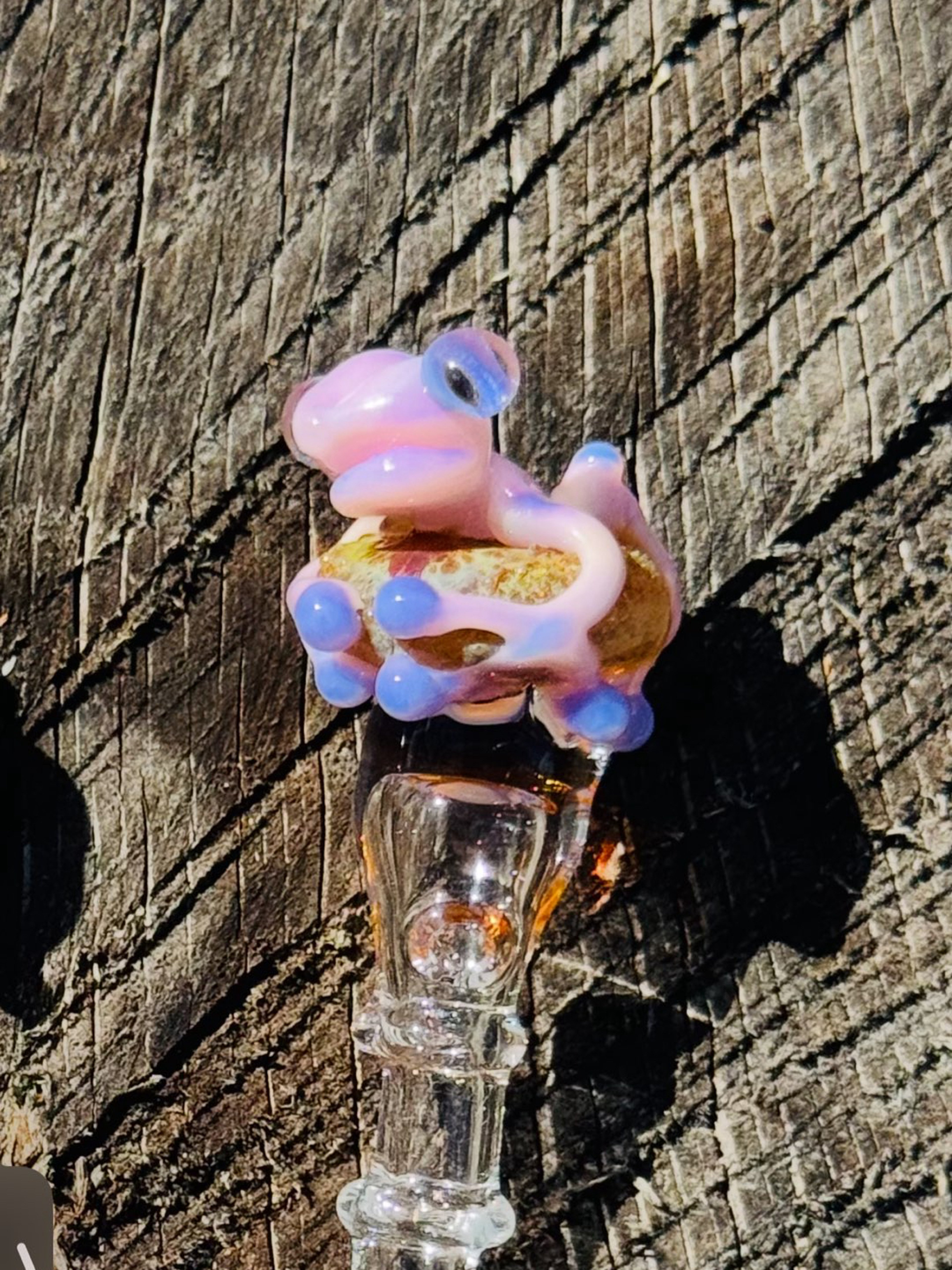 Preview pic of Pink frog on the right 3DXL