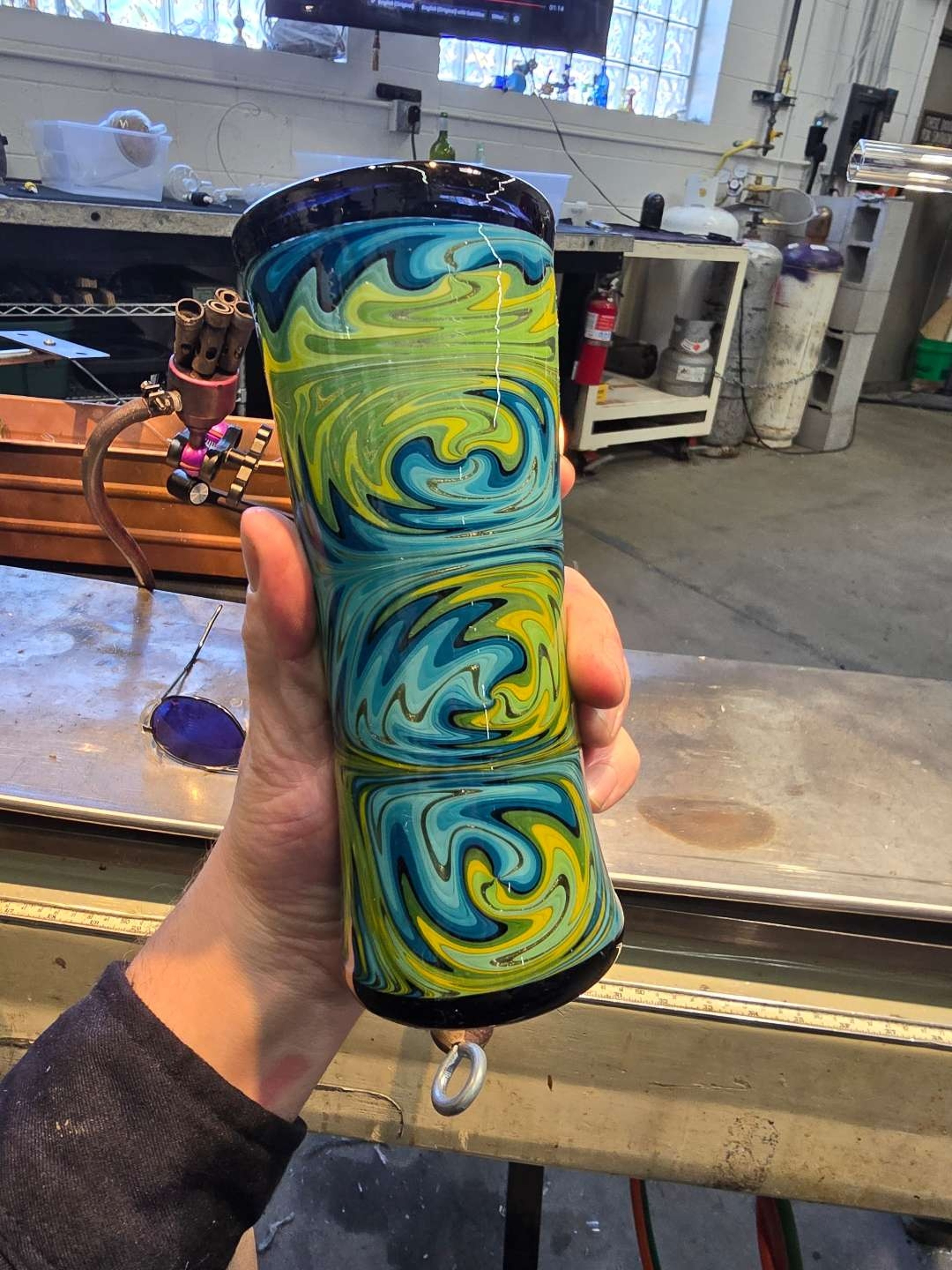 Wigwag cup with opal image 0