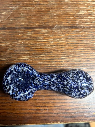 Preview pic of Blue swirled spoon