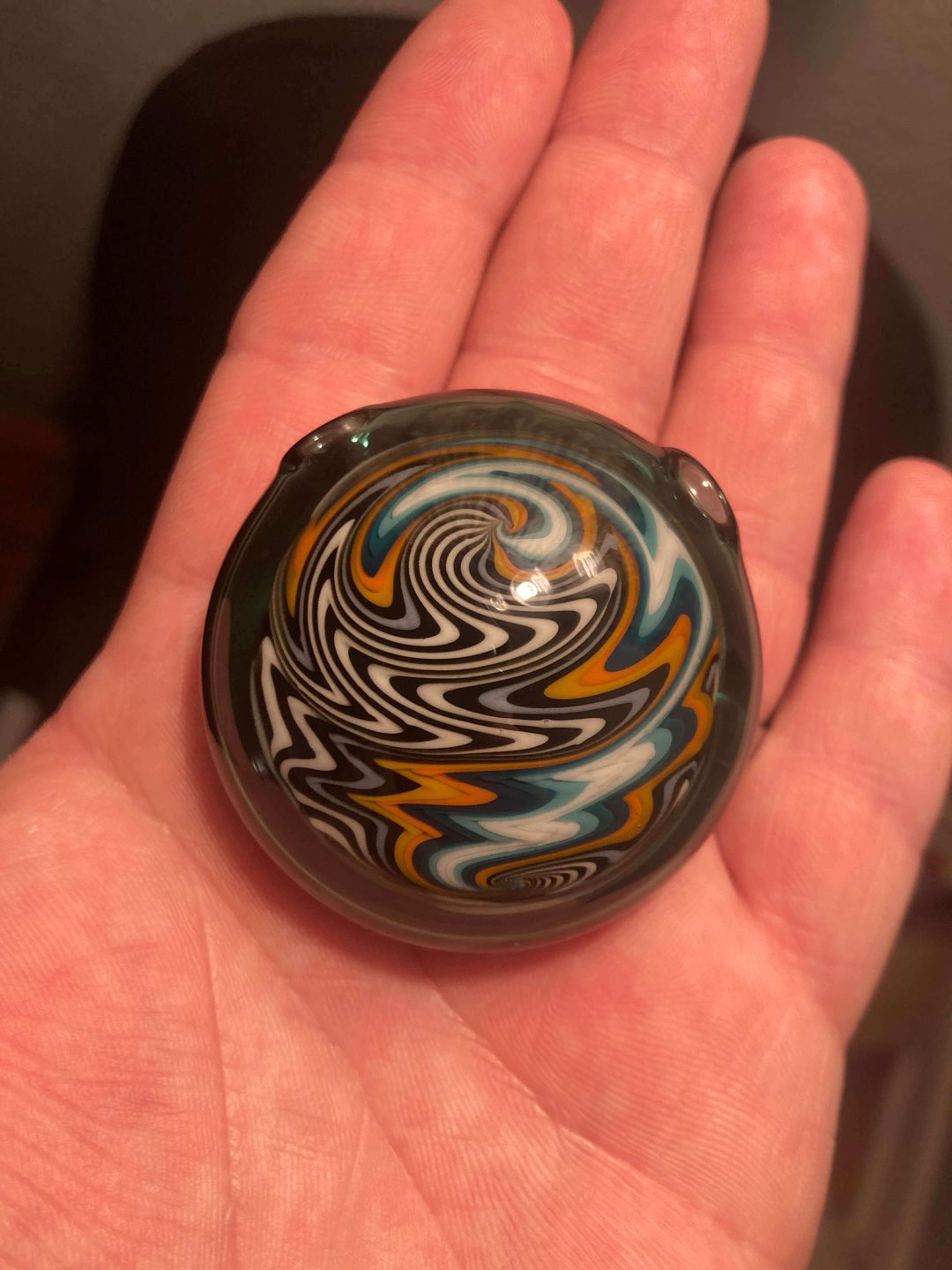 Preview pic of Hollow pendant