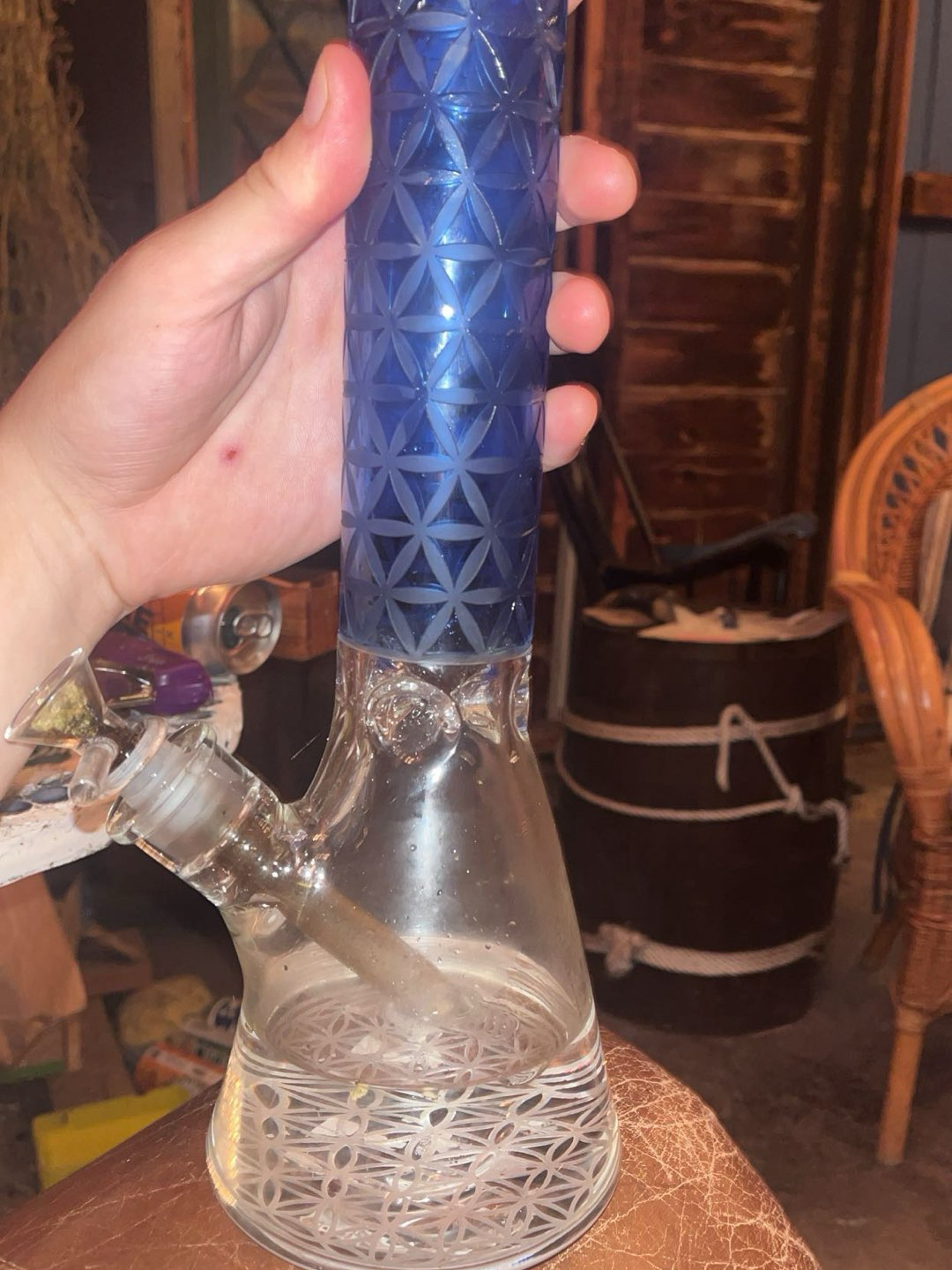 Preview pic of 14mm beaker bong thick glass