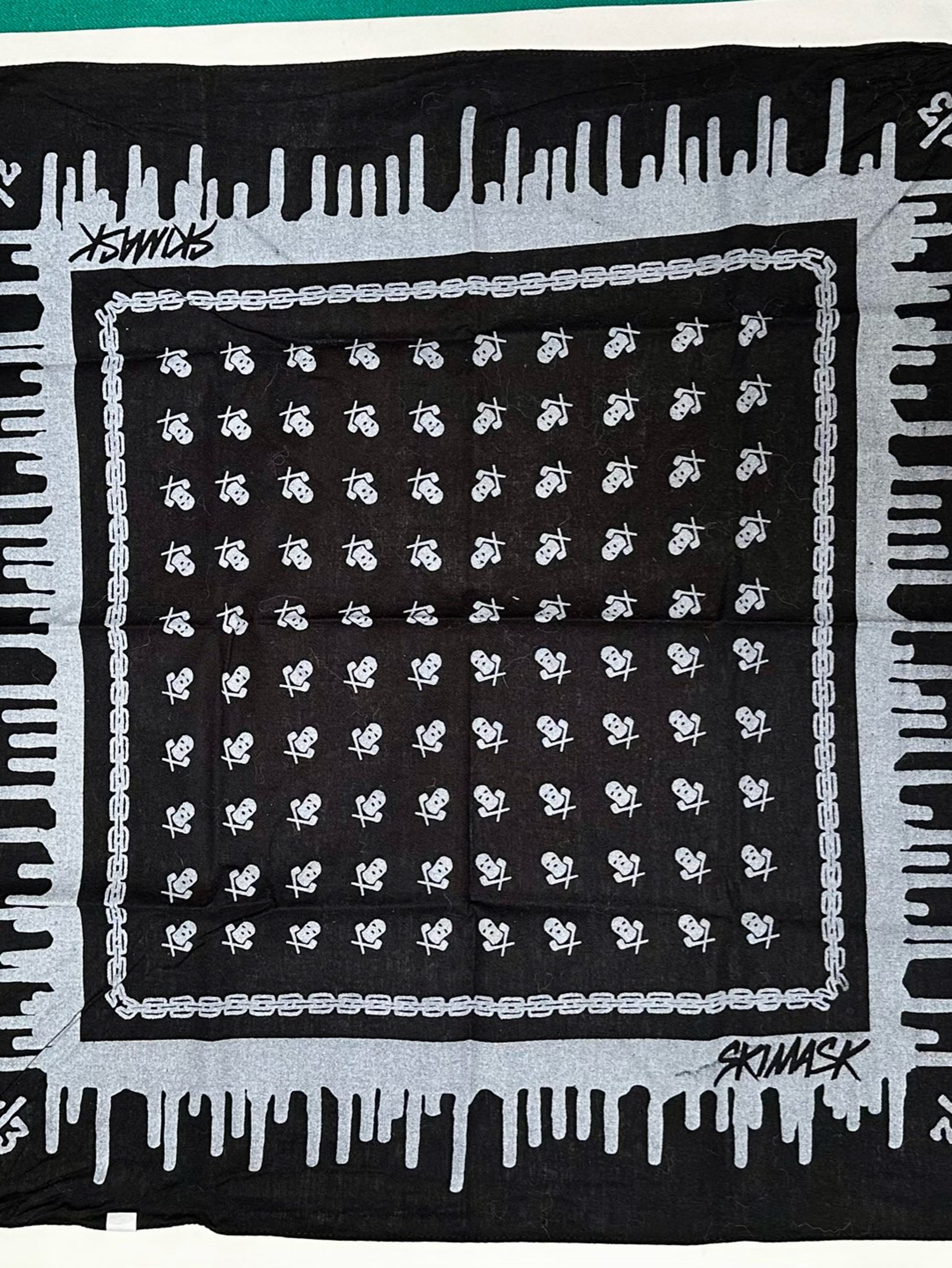 Preview pic of Ski Mask Glass bandana