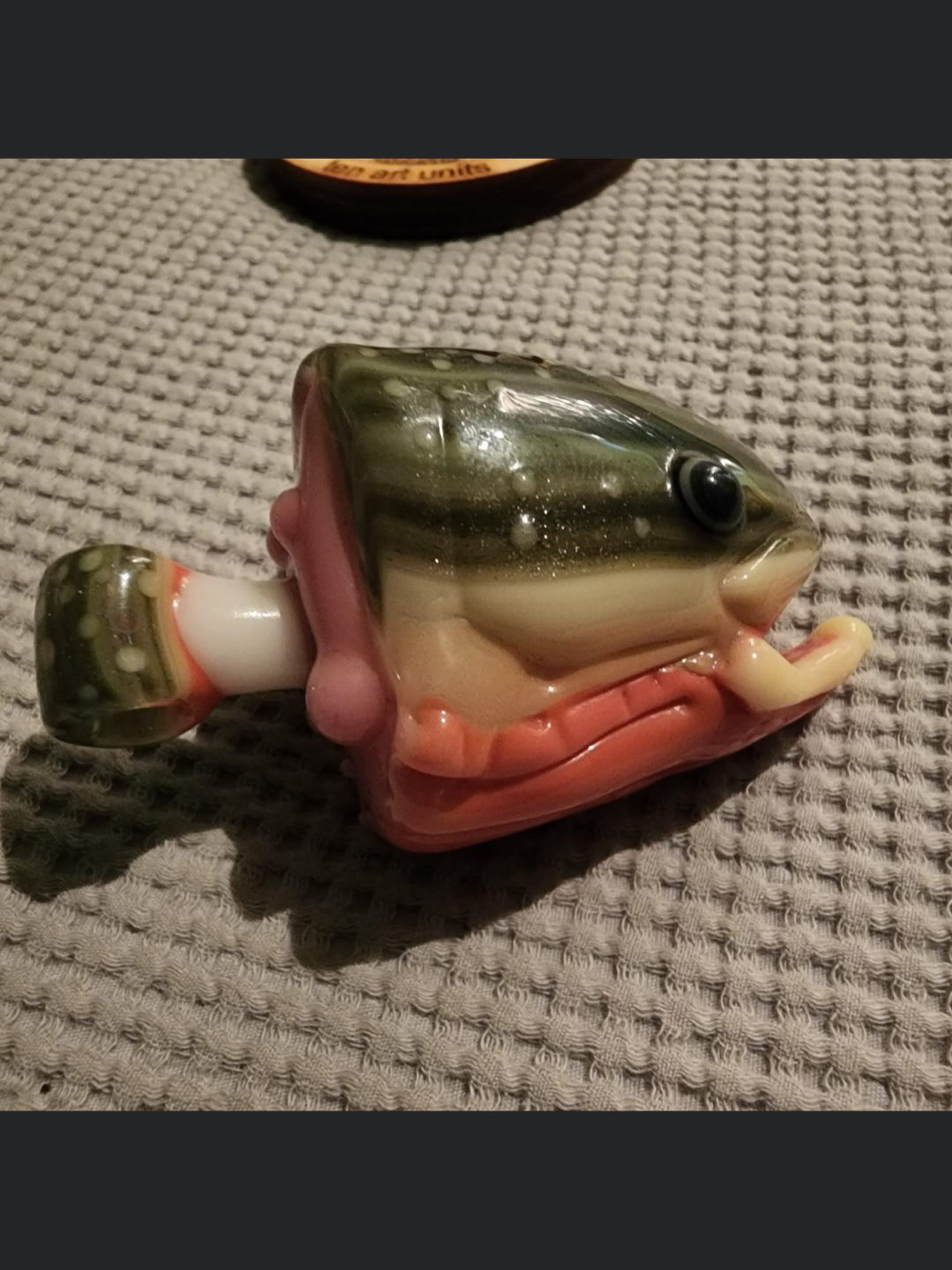 Preview pic of 603 fish head
