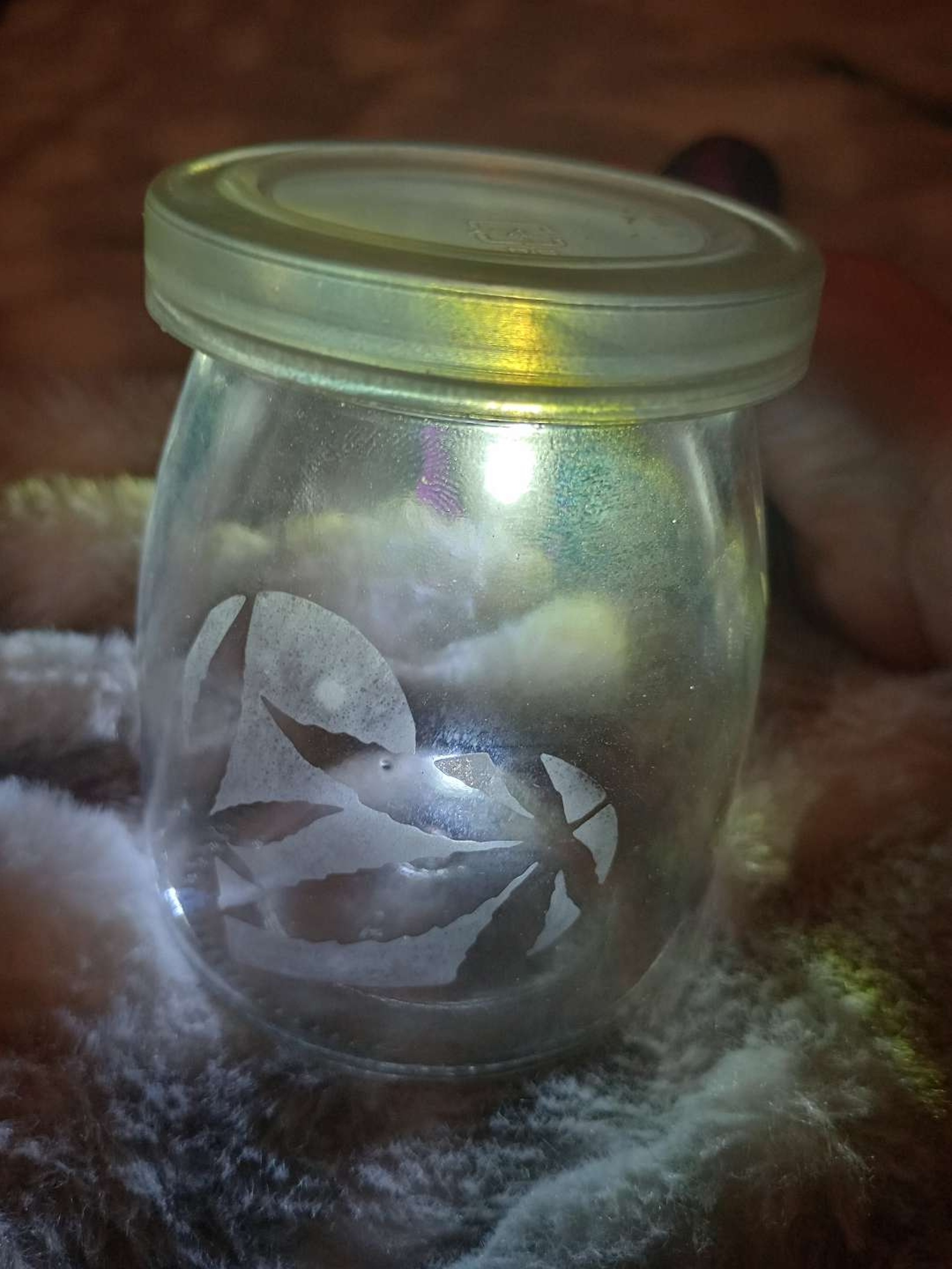 Glass jar image 0