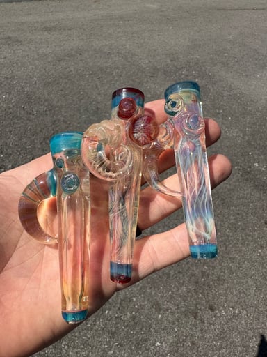 Preview pic of Royals Glass Fumed Onie