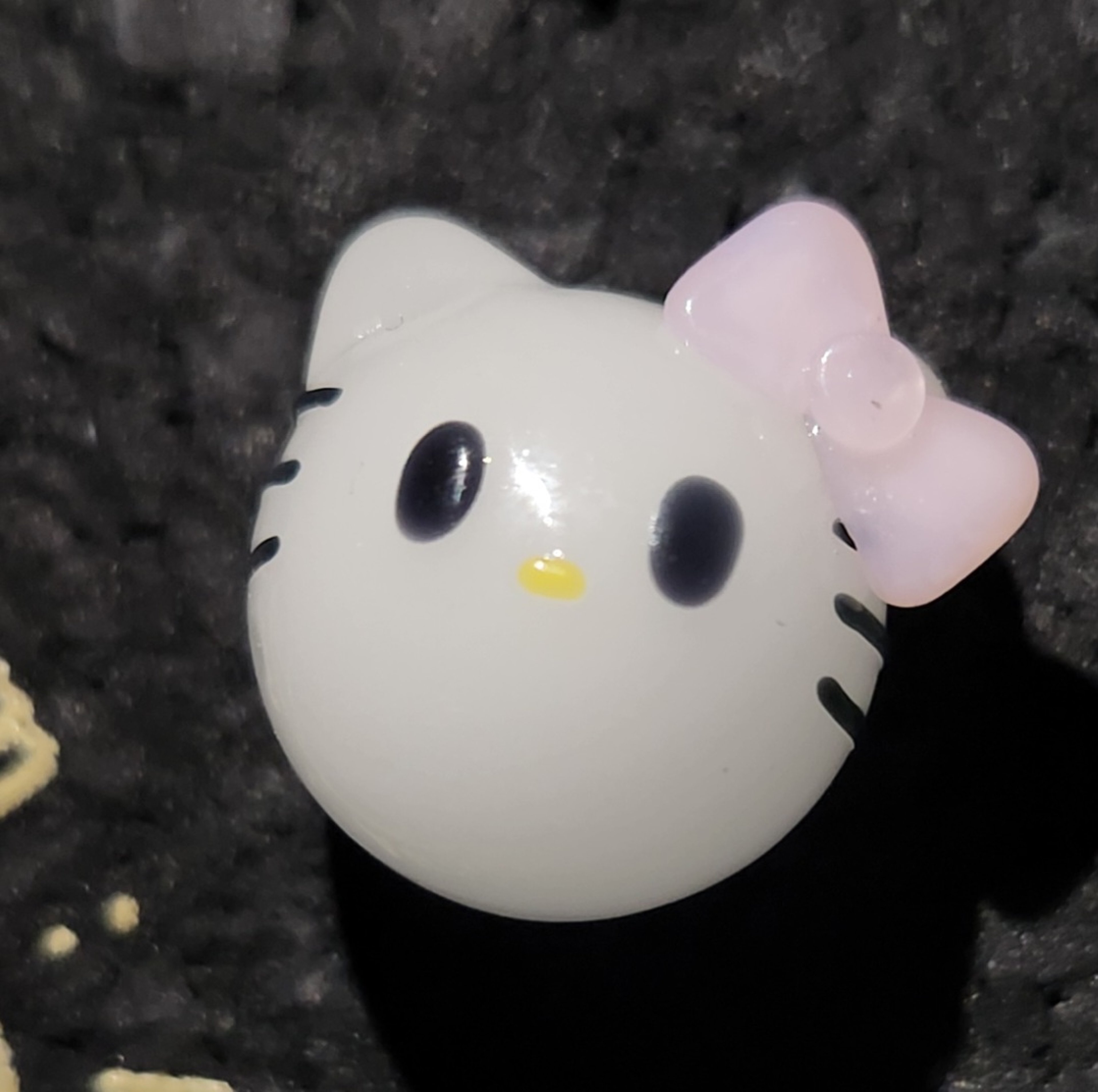 Preview pic of Hello Kitty top marble 16mm