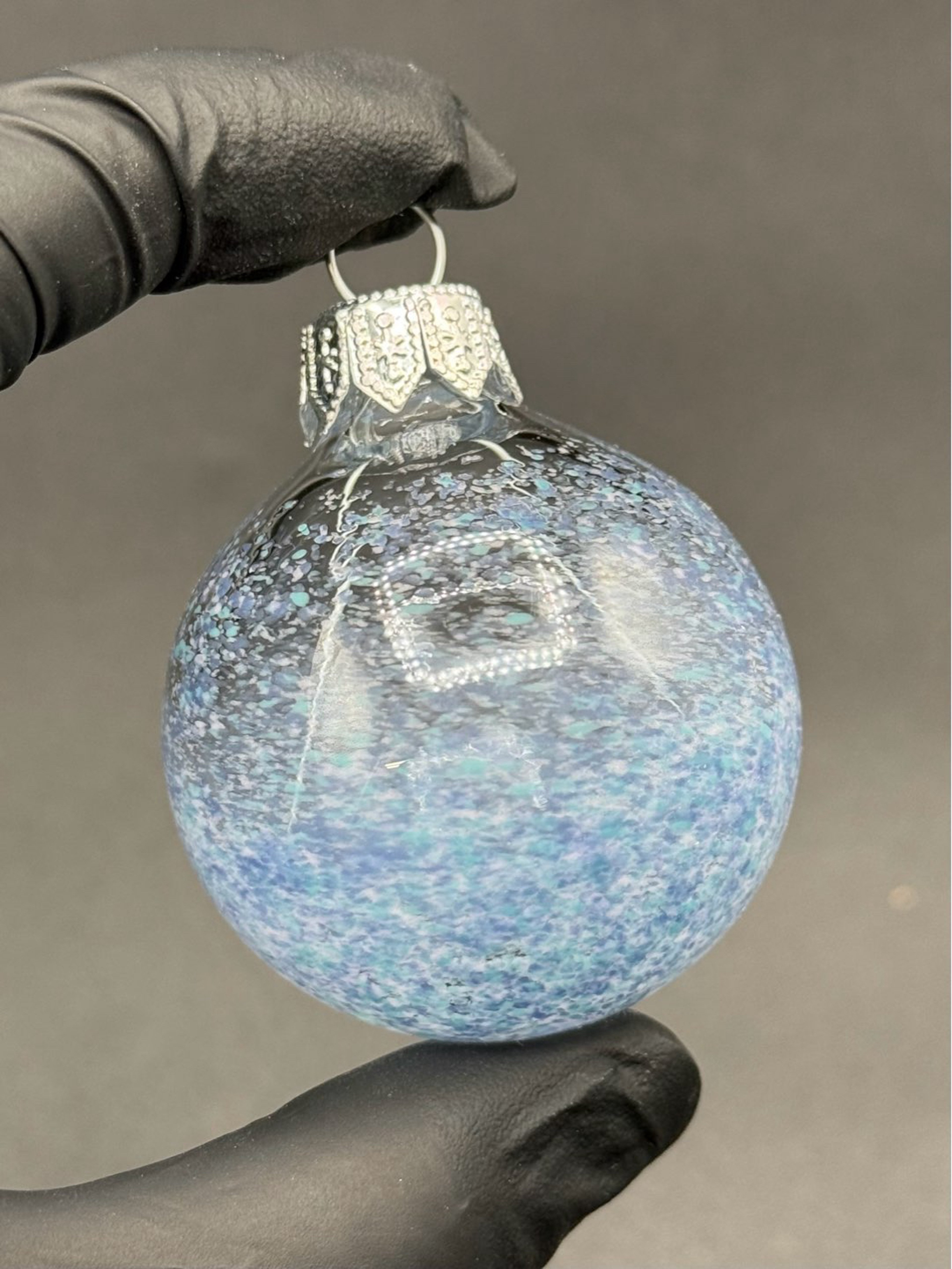 Preview pic of Cool blizzard ornament