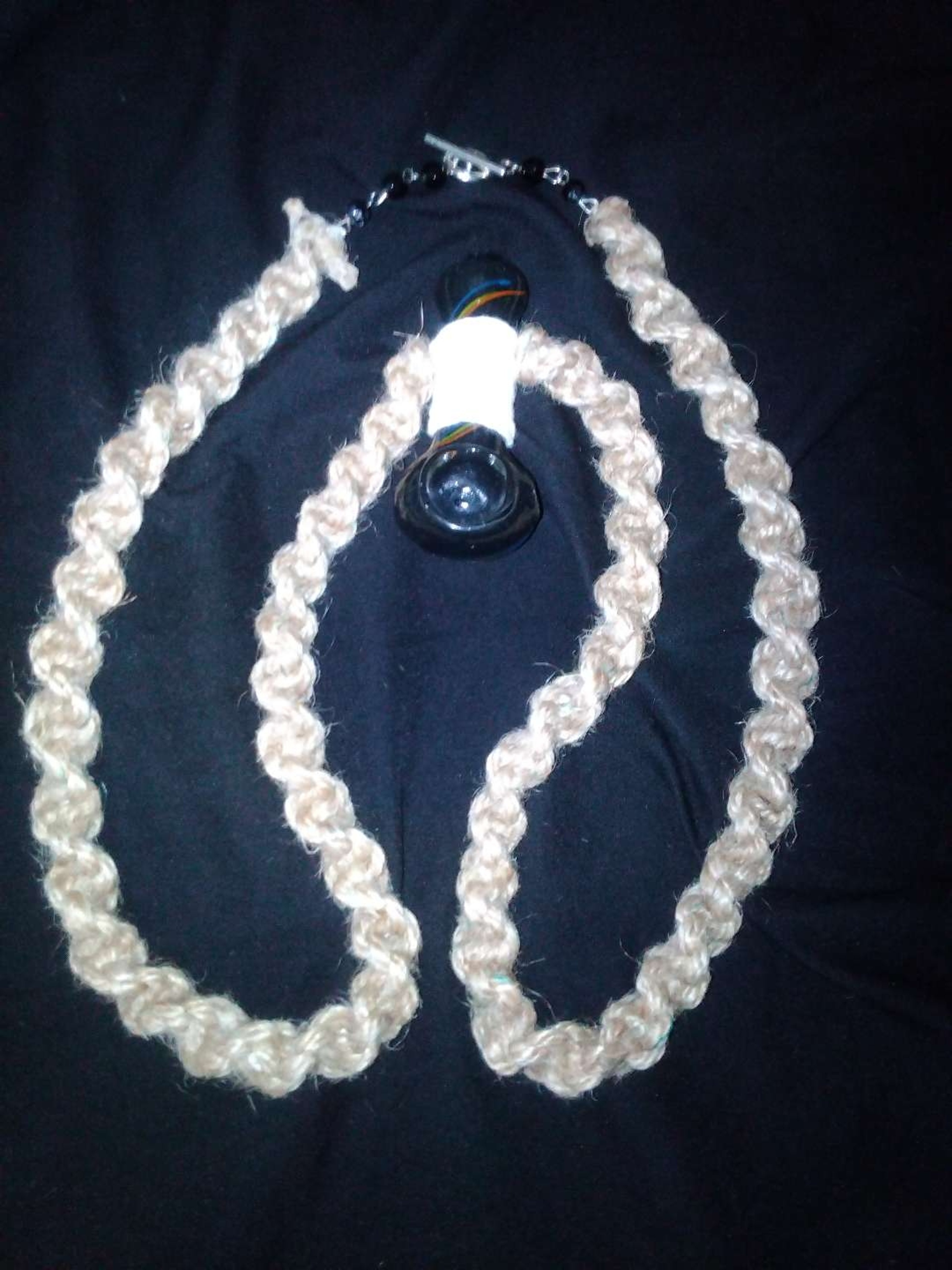 Preview pic of Black glass spoon pipe necklace