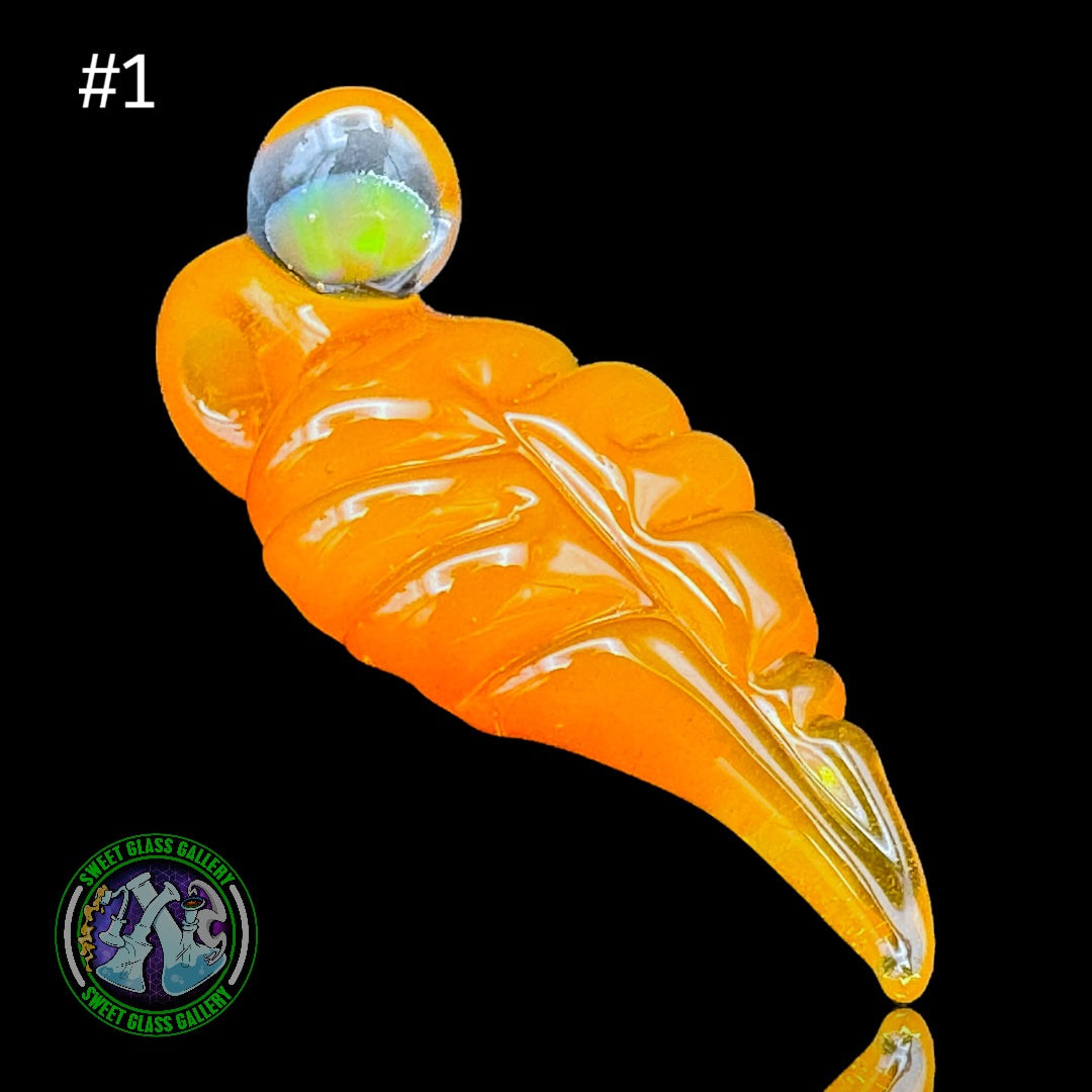 Preview pic of Mental Glass Art - Pendant #1 - Leaf