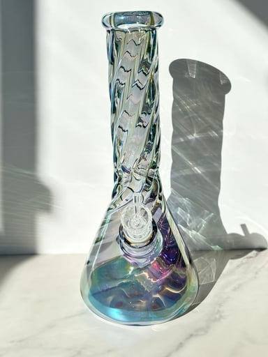 Preview pic of Large Green iridescent bong