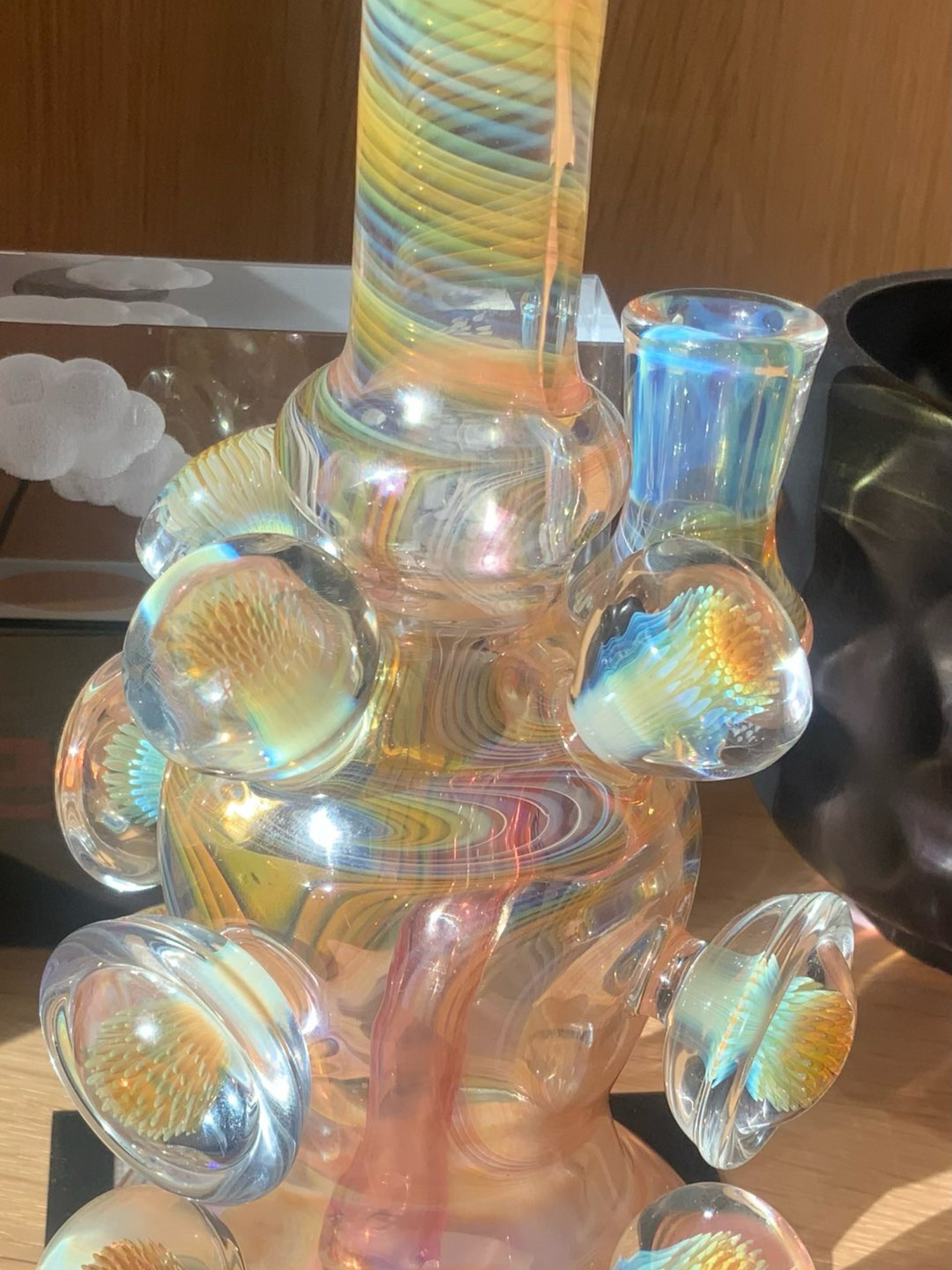 Preview pic of Maka b glass fumed banger hanger