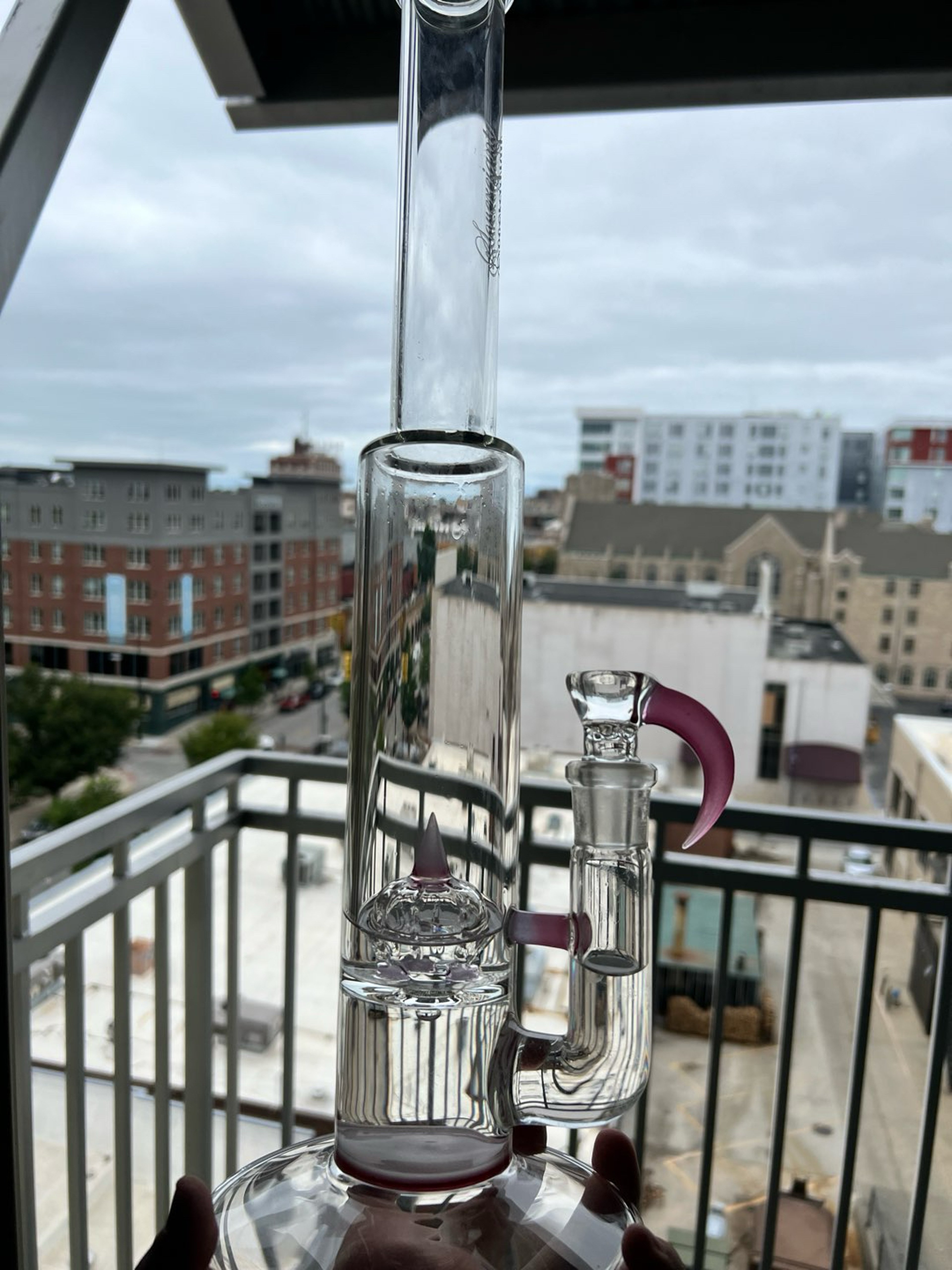 Preview pic of Sovereignty Queenstem Imperial