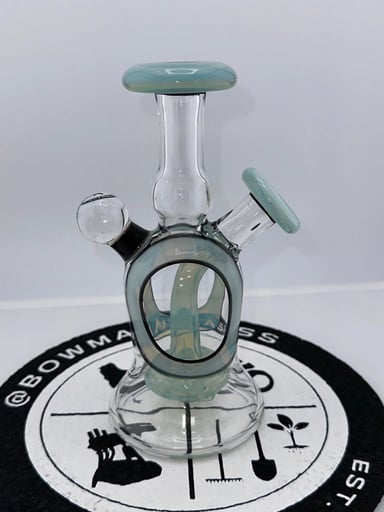 Preview pic of Bowman Glass v1 Window Jammer