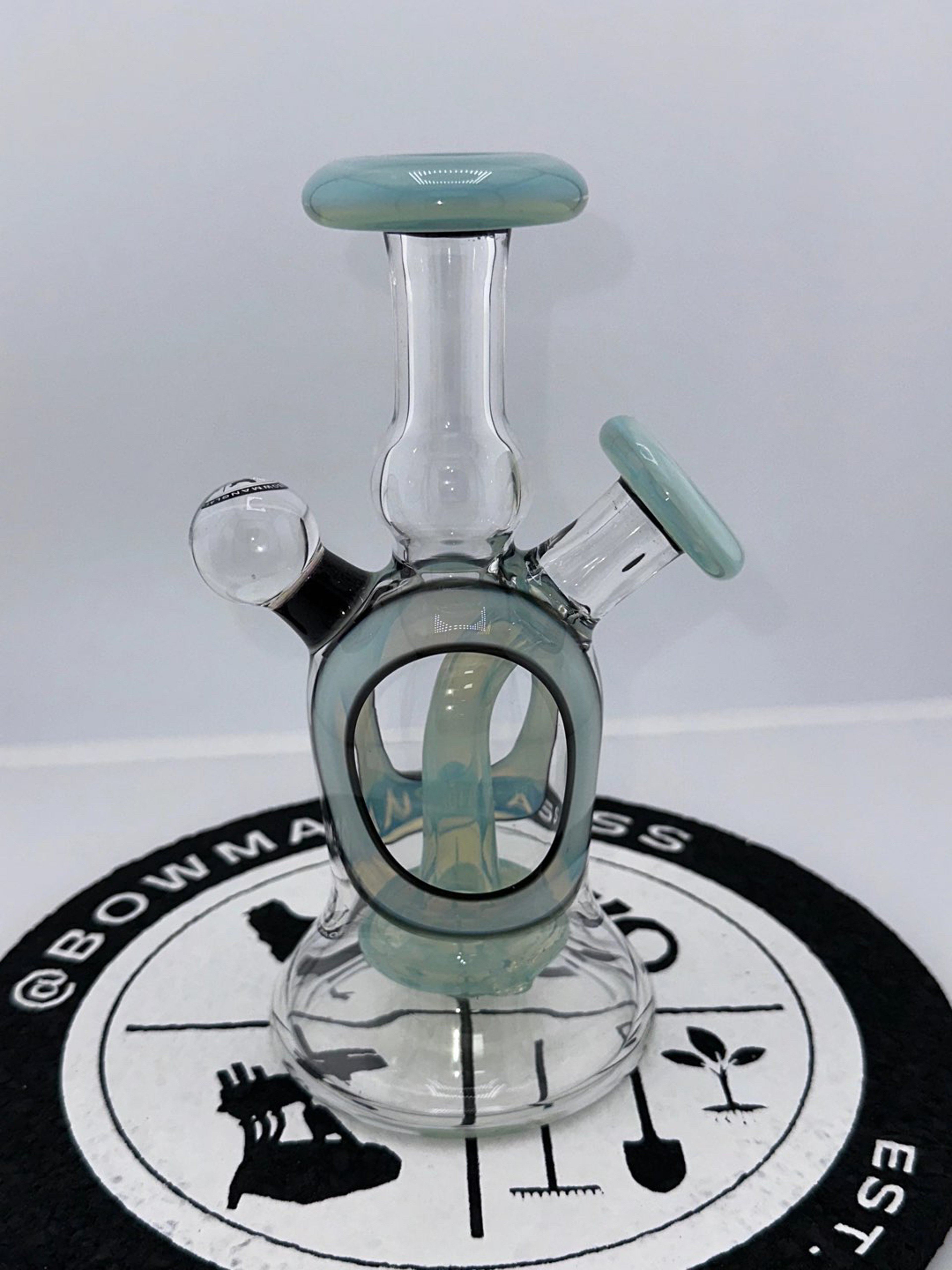 Preview pic of Bowman Glass v1 Window Jammer