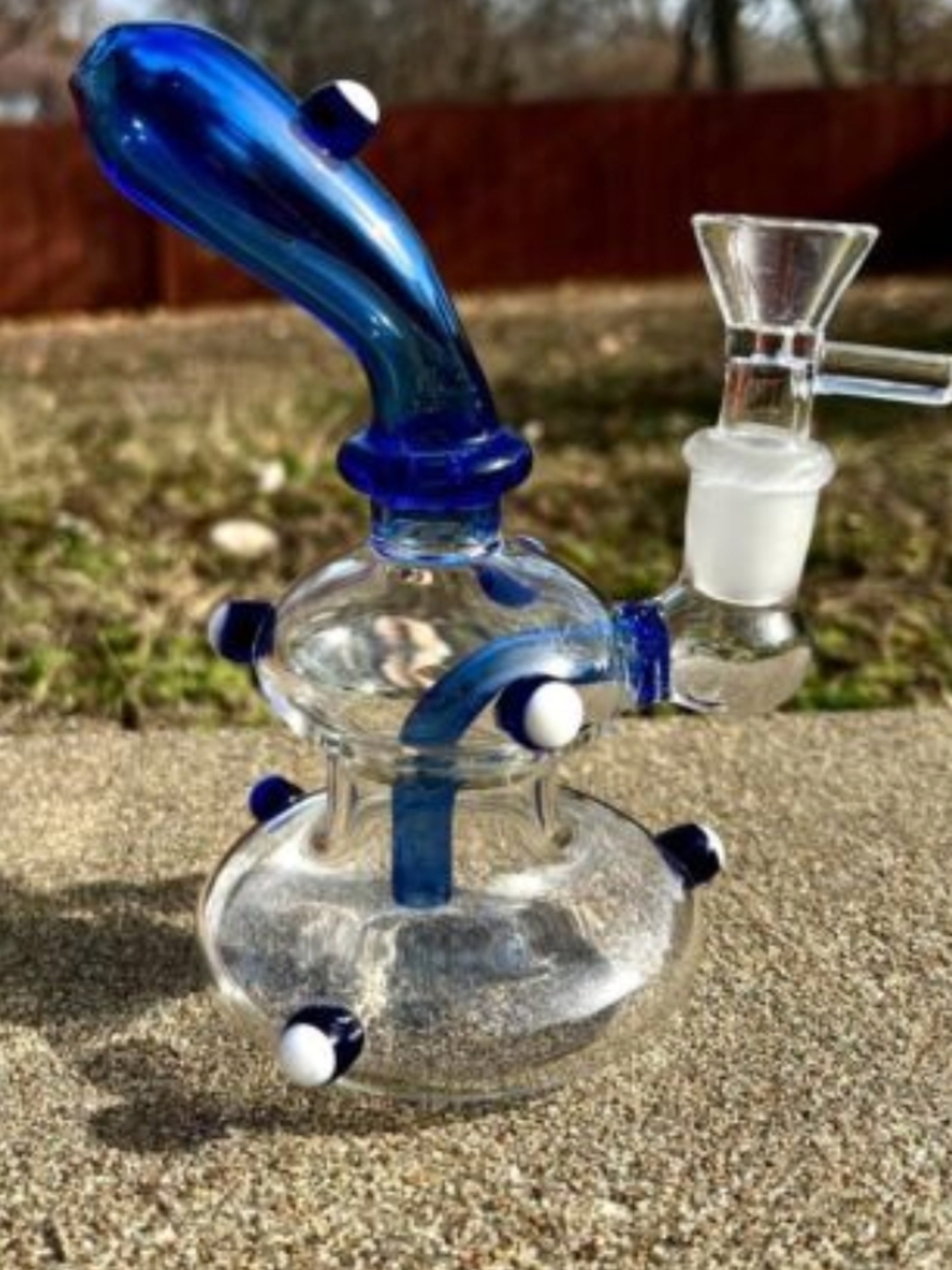 Preview pic of 6" Blue Mini Ducklings Recycler Beaker Rig Or Bong