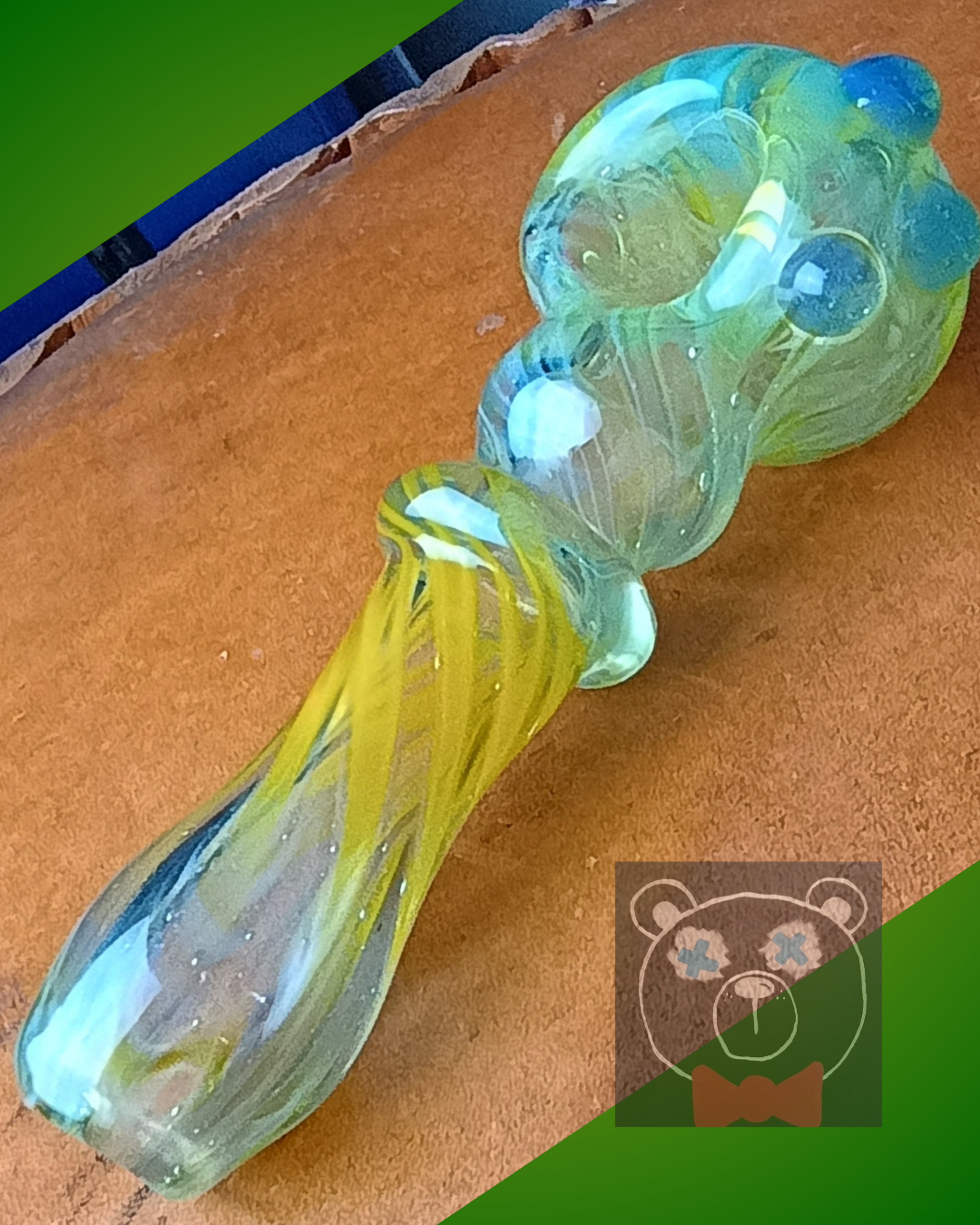 Preview pic of Green with yellow swirls