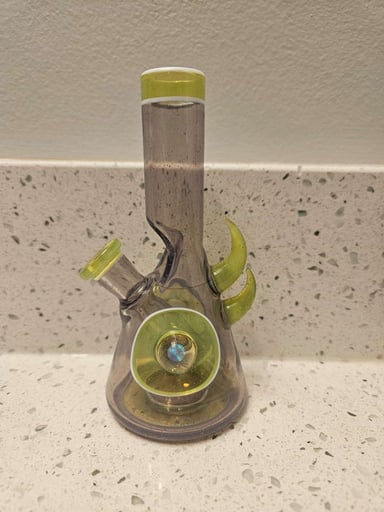 Preview pic of Gonzoe Glass CFL Fixie Flask '22 #1