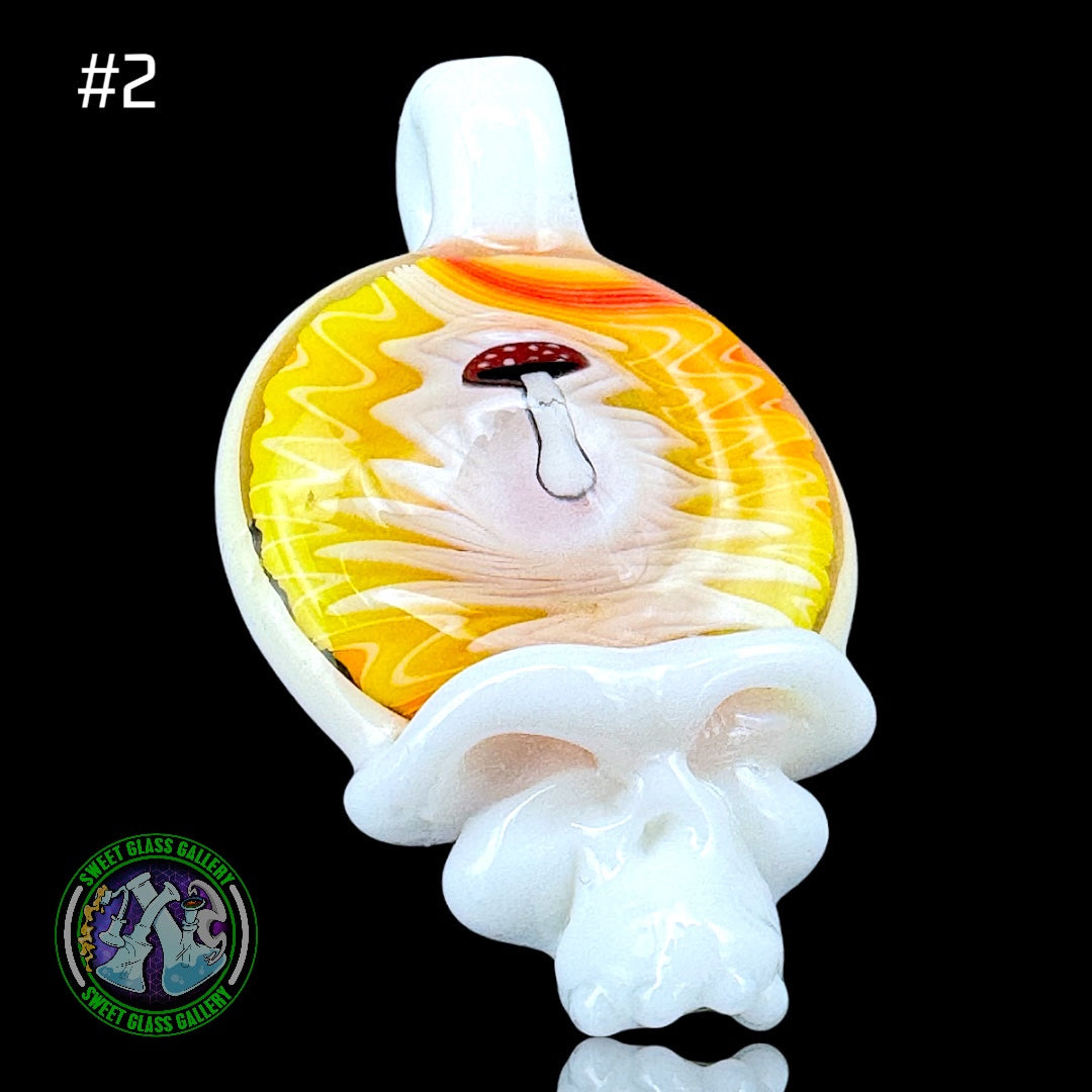 Preview pic of Whitlock Glass - Pendant #2 - Skull