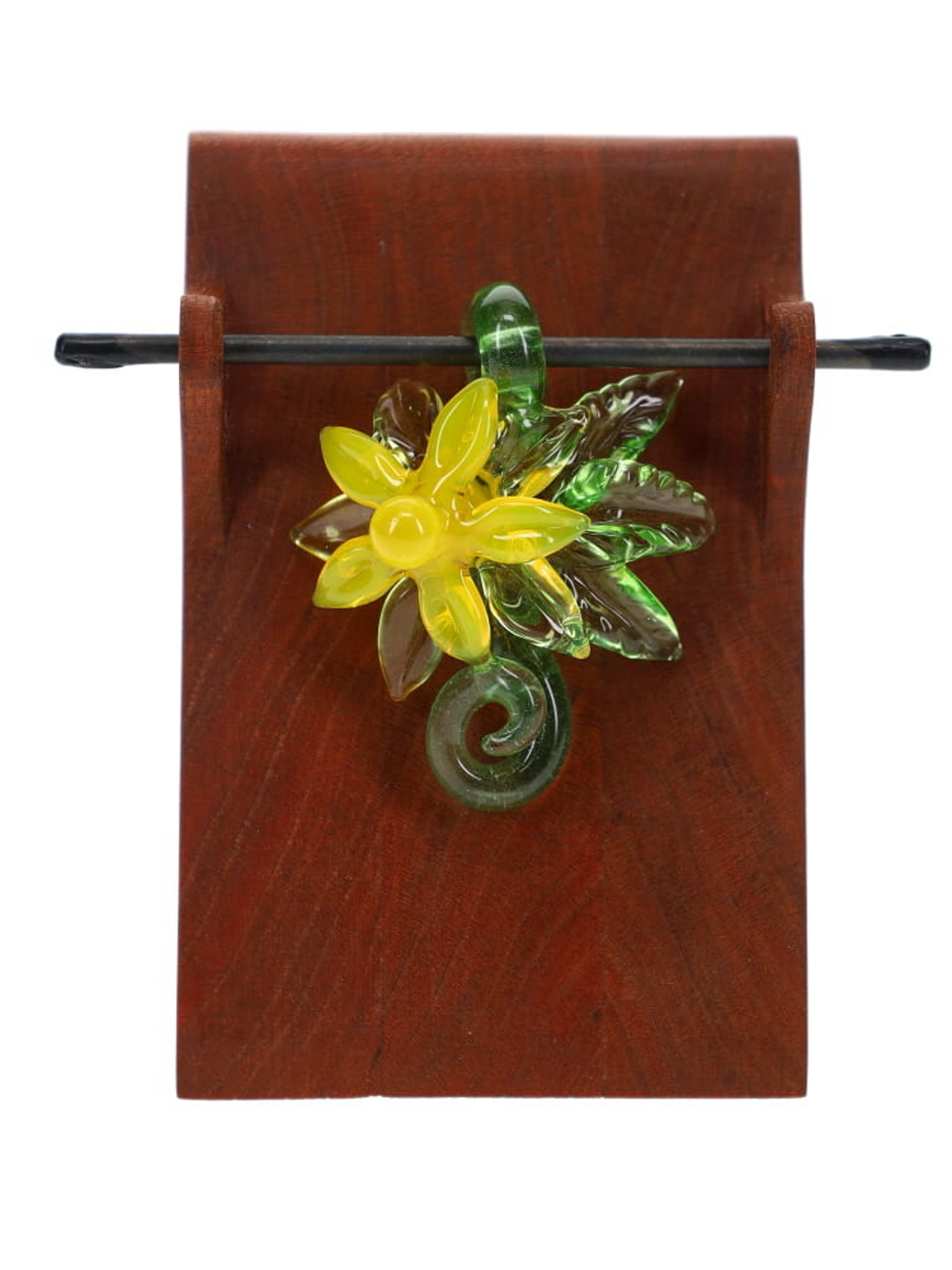 Preview pic of LaceFace Flower Pendant #3