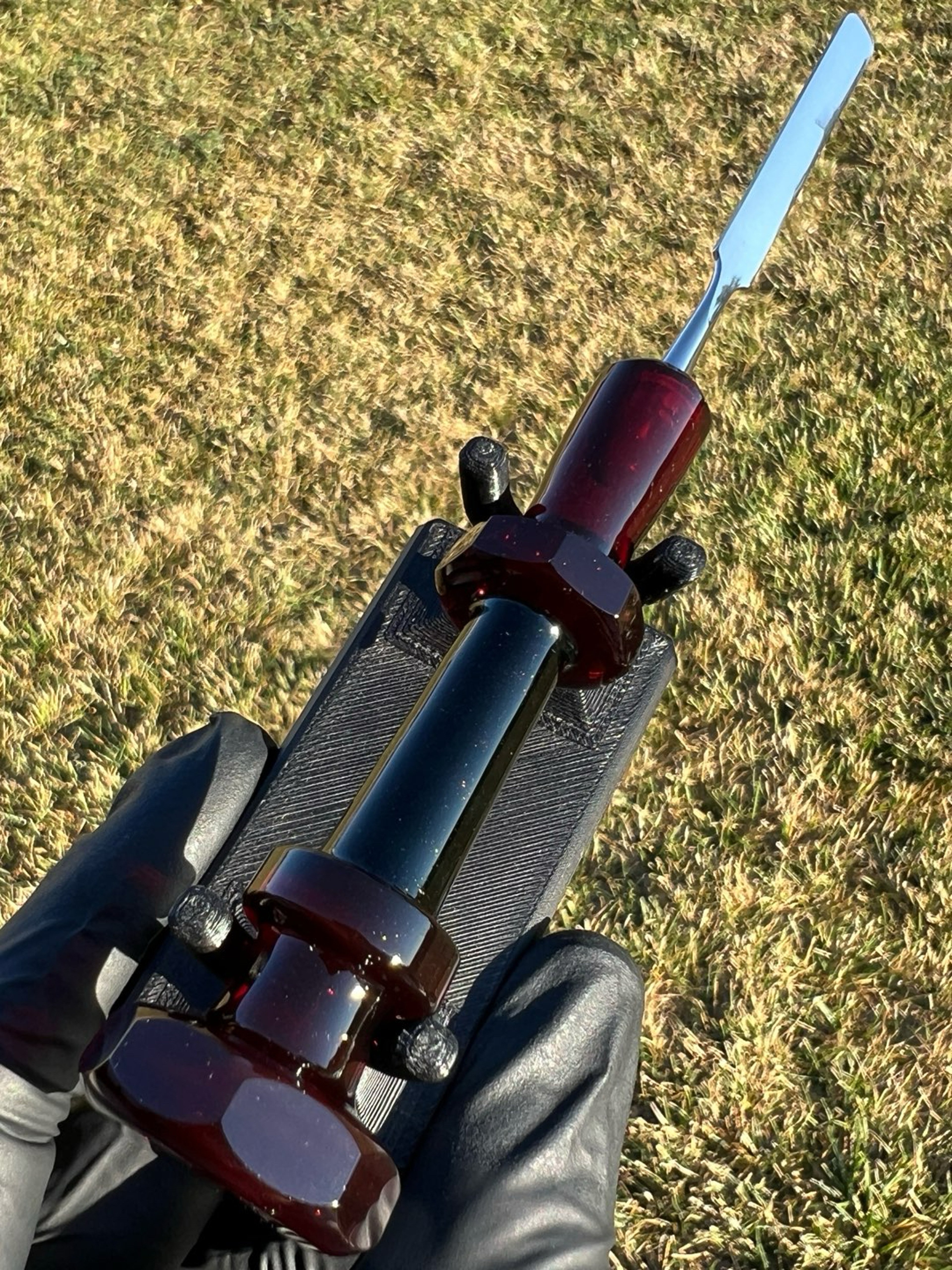 Preview pic of Joda Glass Faceted Red Elvis Cropal SS Dabber