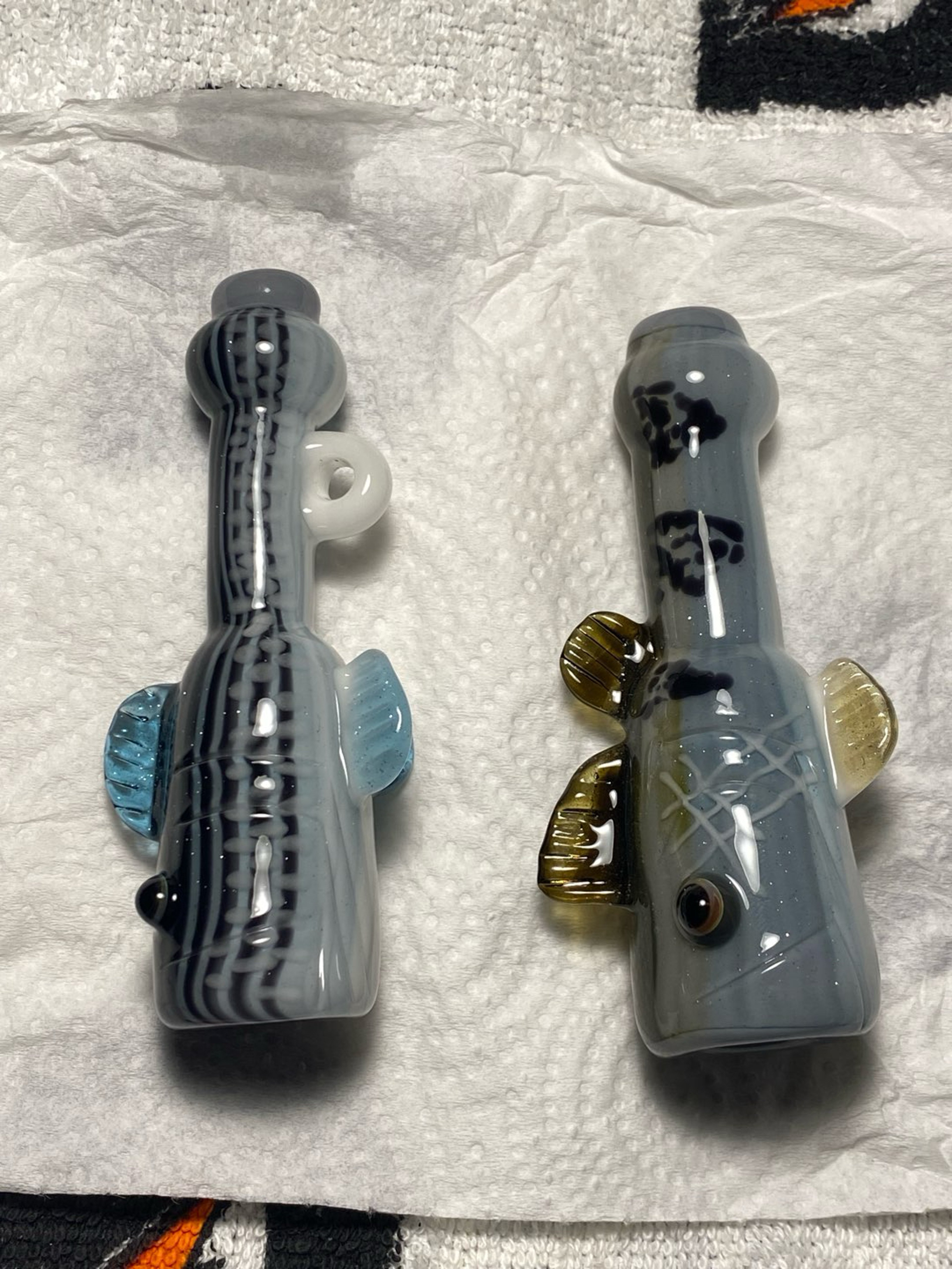 Preview pic of 603 Glass Fish Pendant Chillum and Normal Chillum