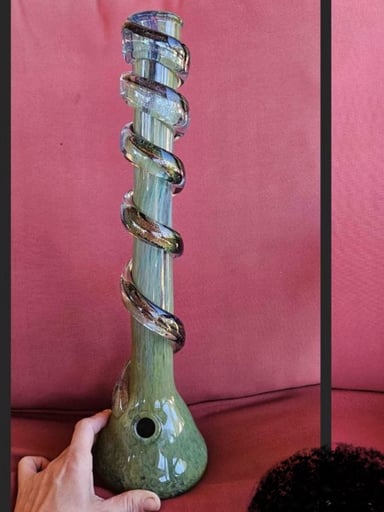 Preview pic of HandBlown Bong