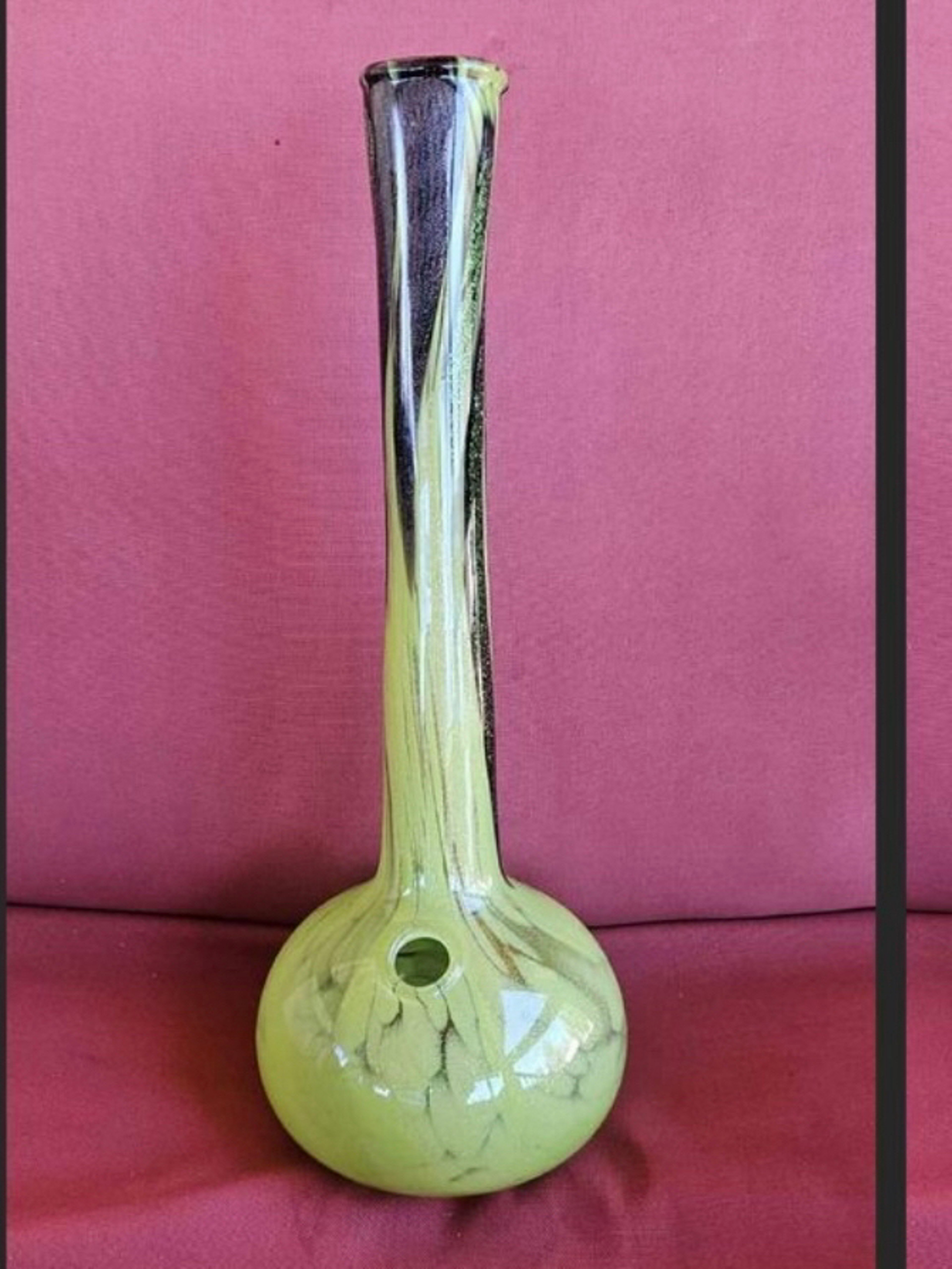 HandBlown Green Bong image 0