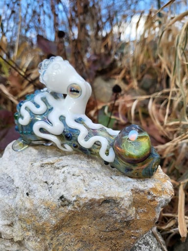 Preview pic of White Octopus bowl