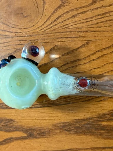 Preview pic of Green Mushroom implosion Pipe