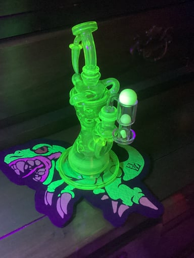 Preview pic of Mad Rob Illuminate