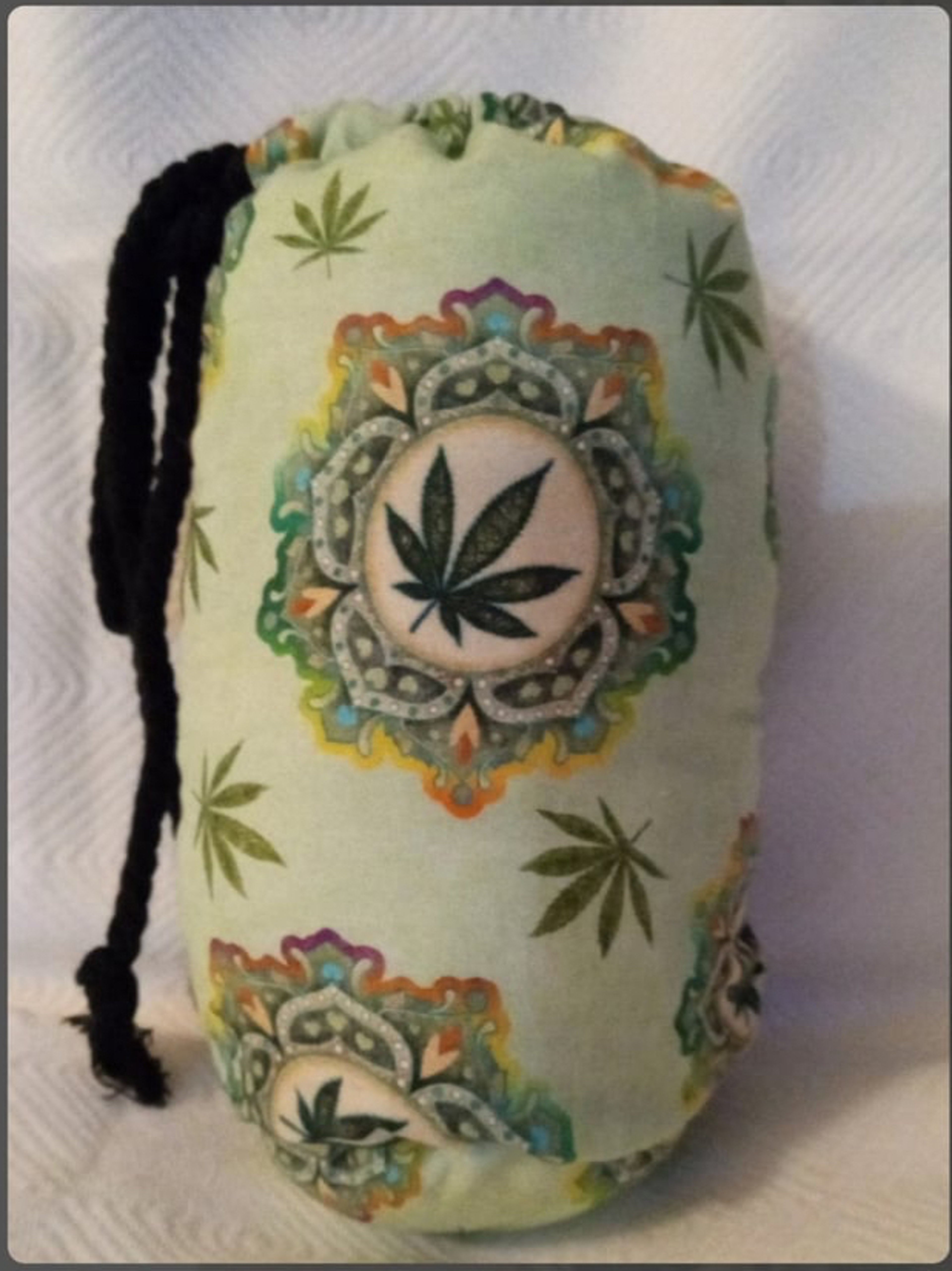 Preview pic of Leaf Pipe Bag Pouch Glass Protector