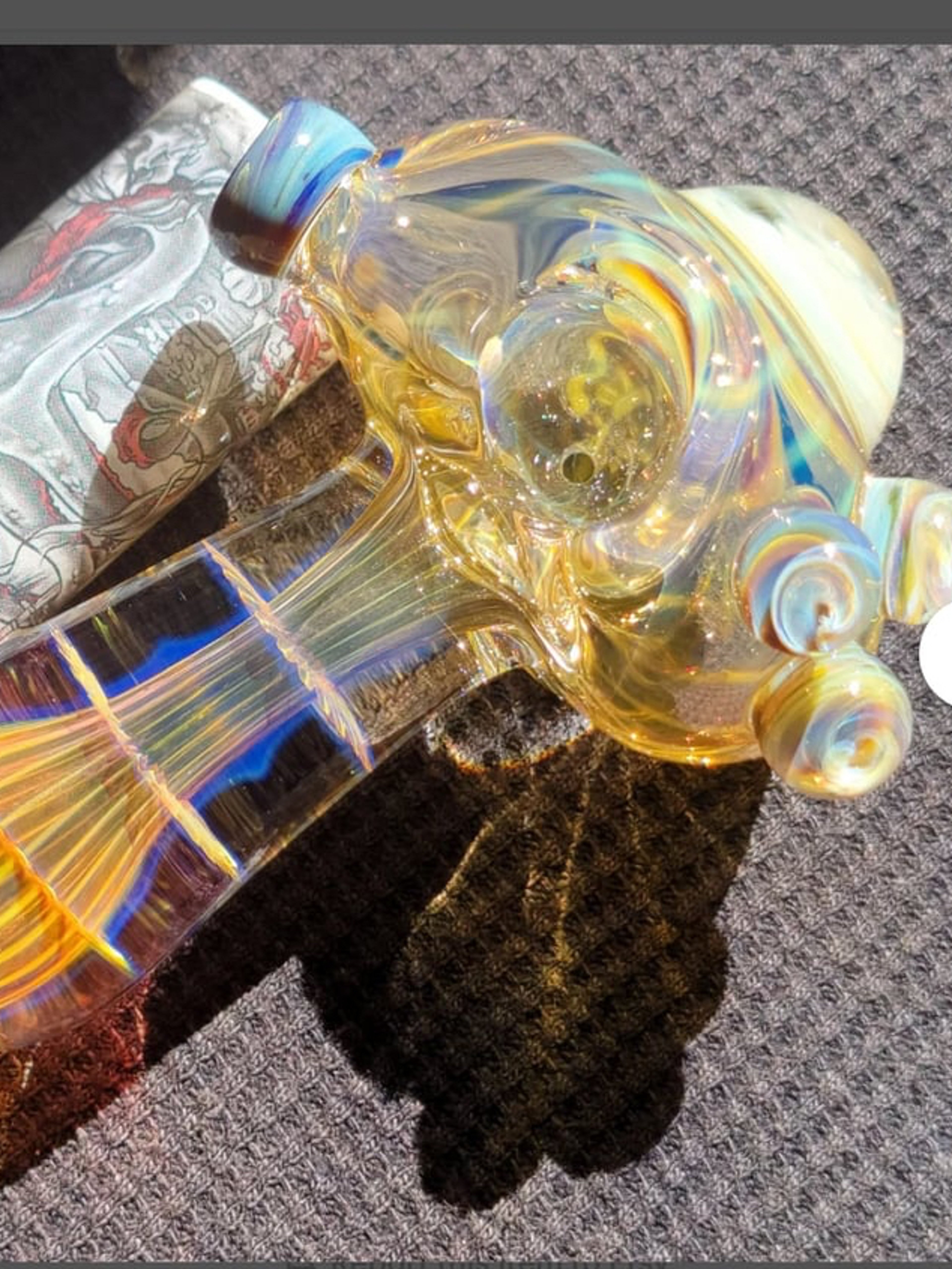 Preview pic of Gold & Silver Fumed Borosilicate Glass Pipe